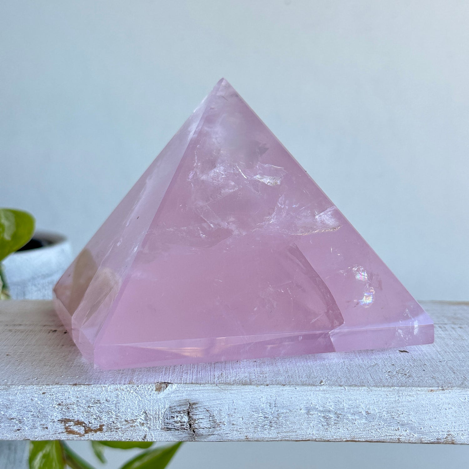Rose Quartz Pyramid 904g