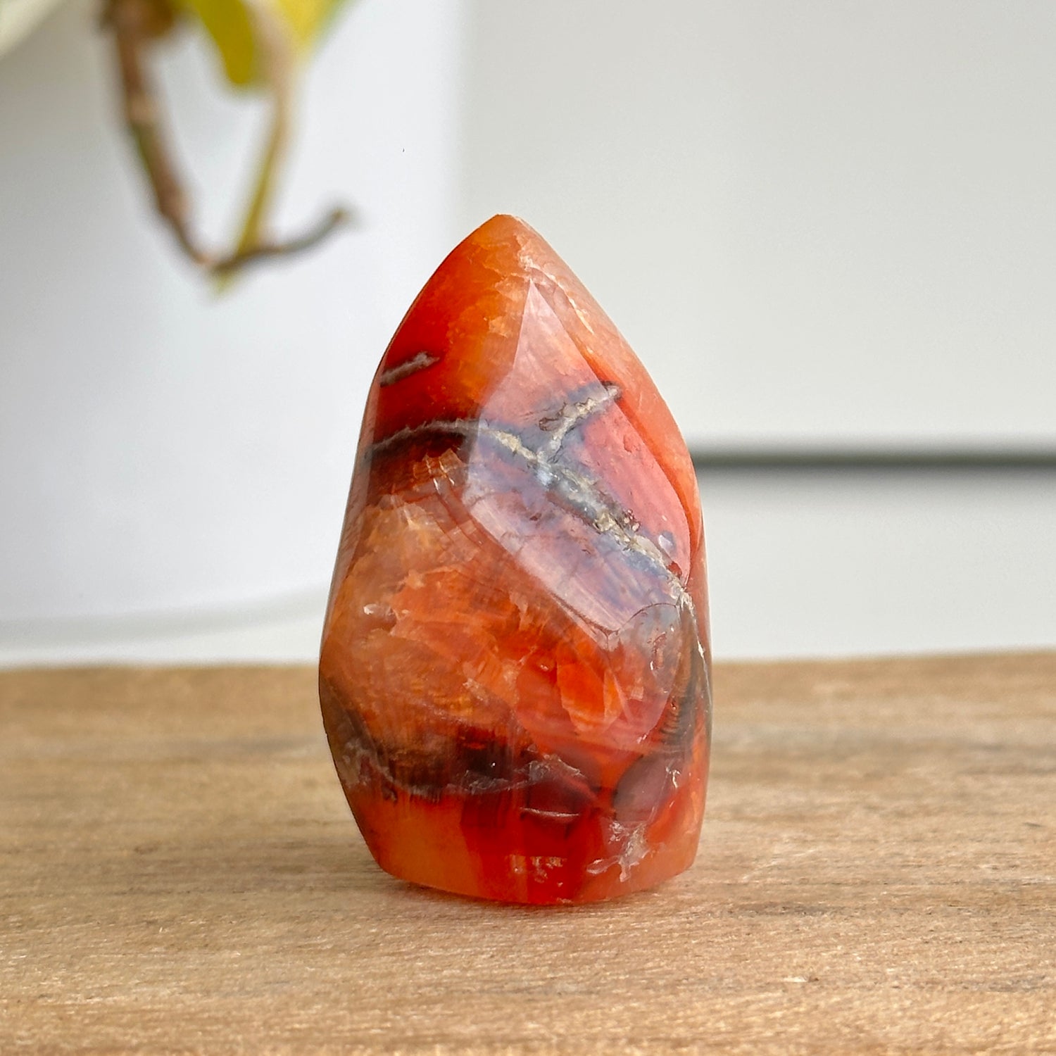 Carnelian Flame 4.3cm