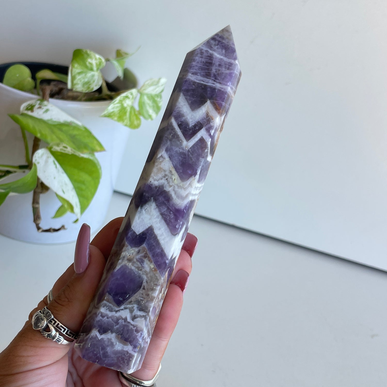 Chevron Amethyst Generator 15.2cm