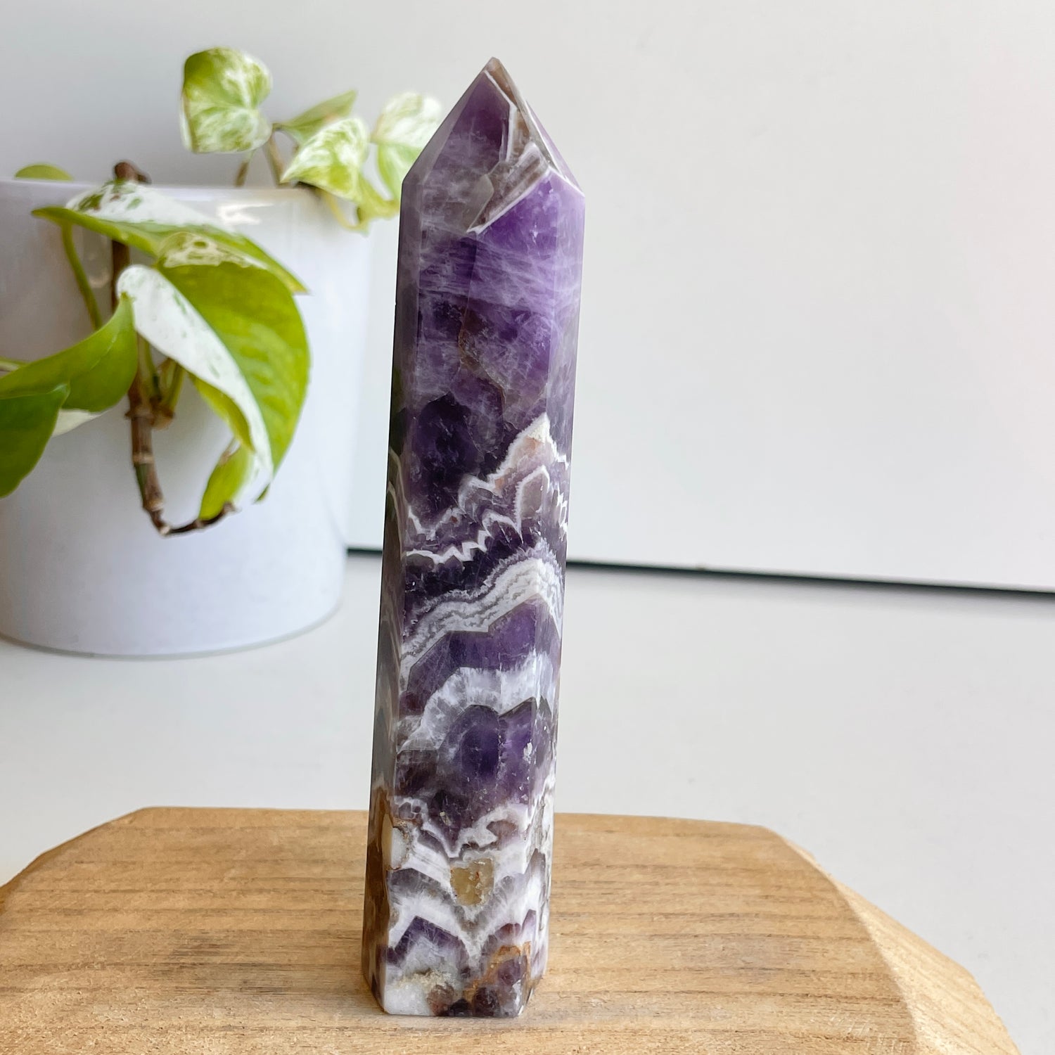 Chevron Amethyst Generator 14.8cm