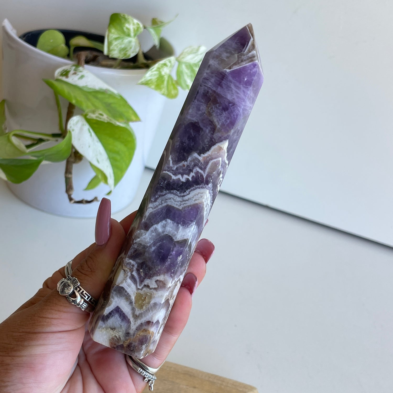 Chevron Amethyst Generator 14.8cm
