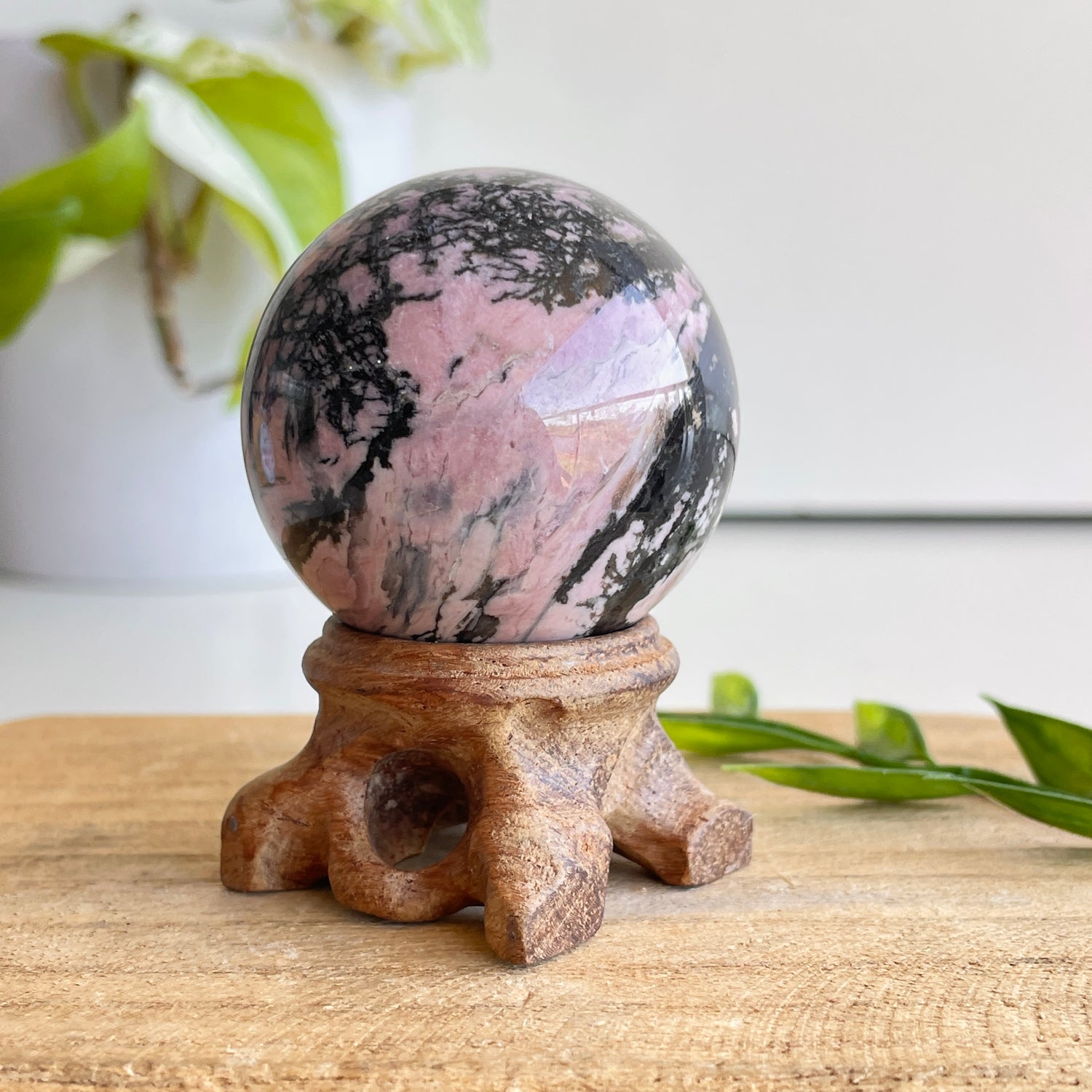 Rhodonite Sphere 4.3cm - High Quality