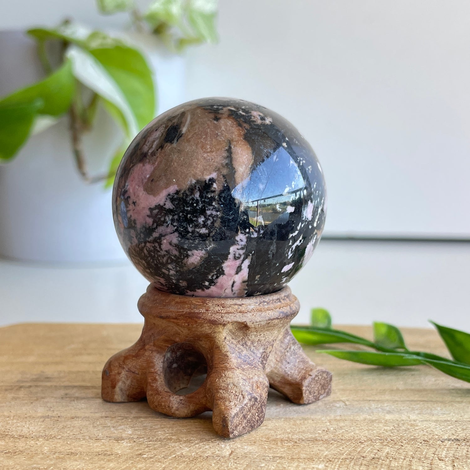 Rhodonite Sphere 4.3cm - High Quality