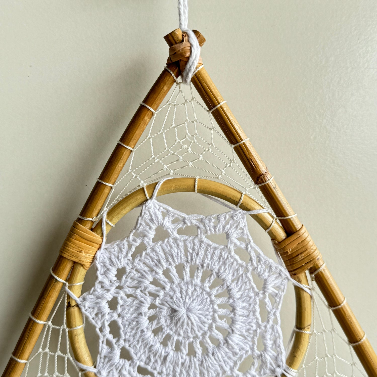 Triangle Dreamcatcher White with Tassels DREAMTRI
