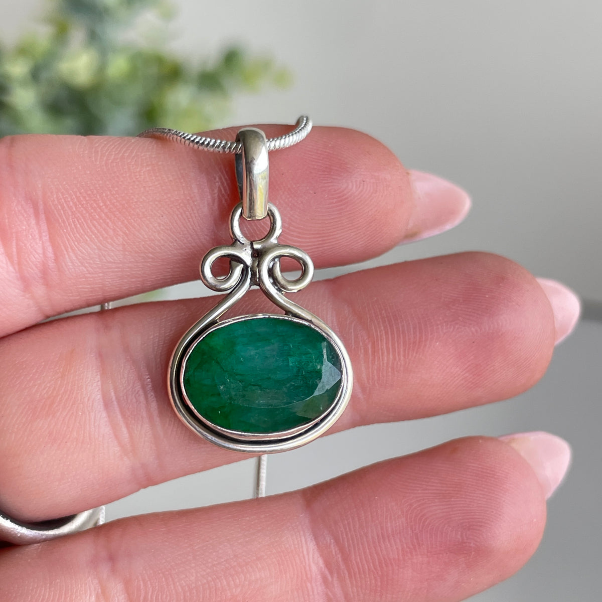 Emerald Oval Pendant