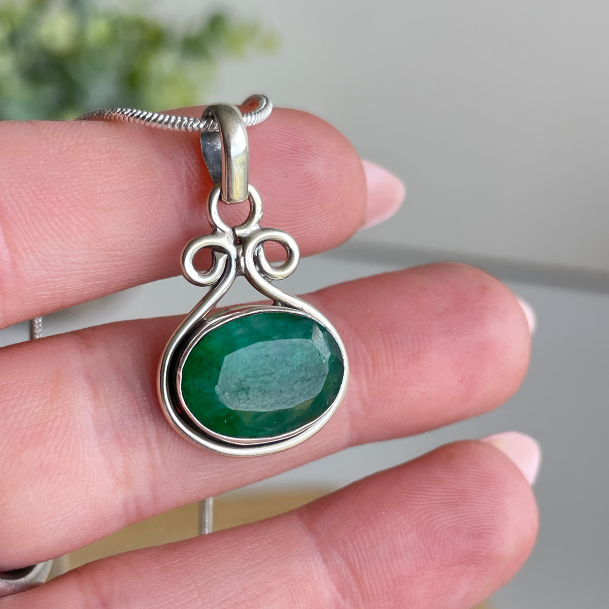 Emerald Oval Pendant