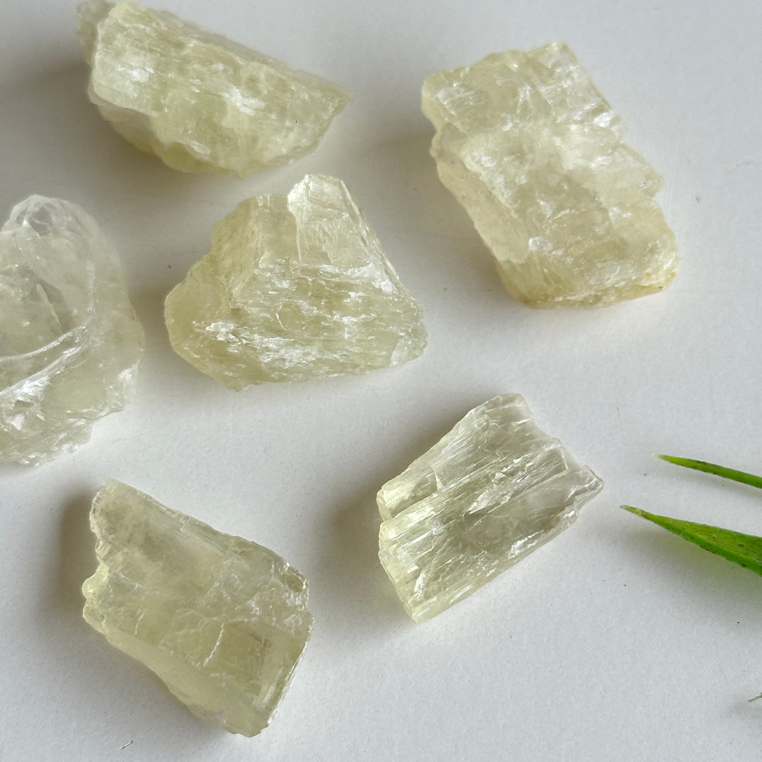 Hiddenite Raw