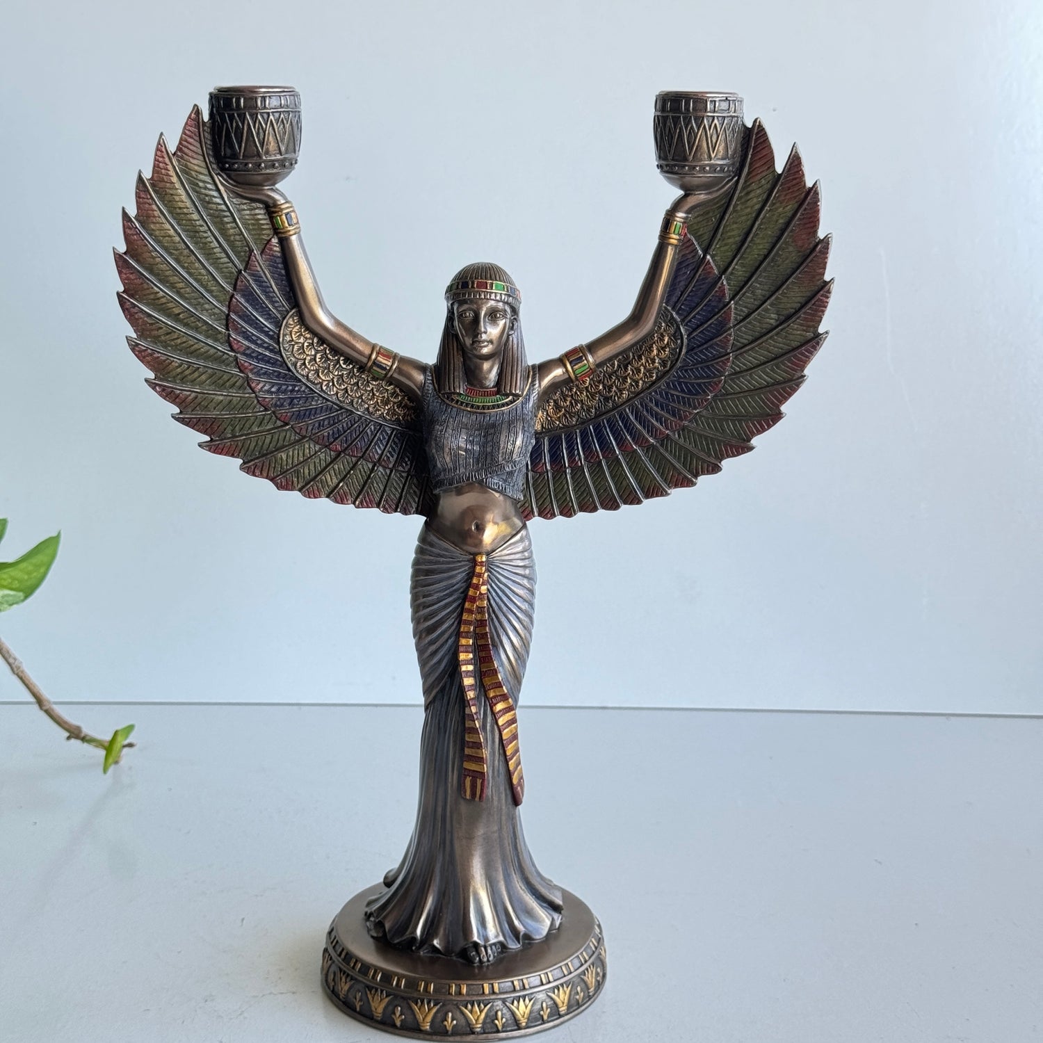 Isis Goddess Of Fertility And Motherhood Statue R-258