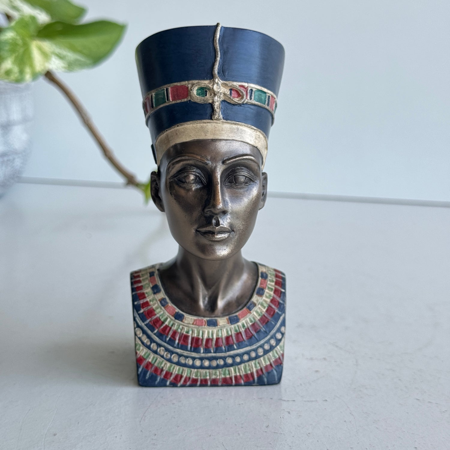 Nefertiti Head Bronze R-011