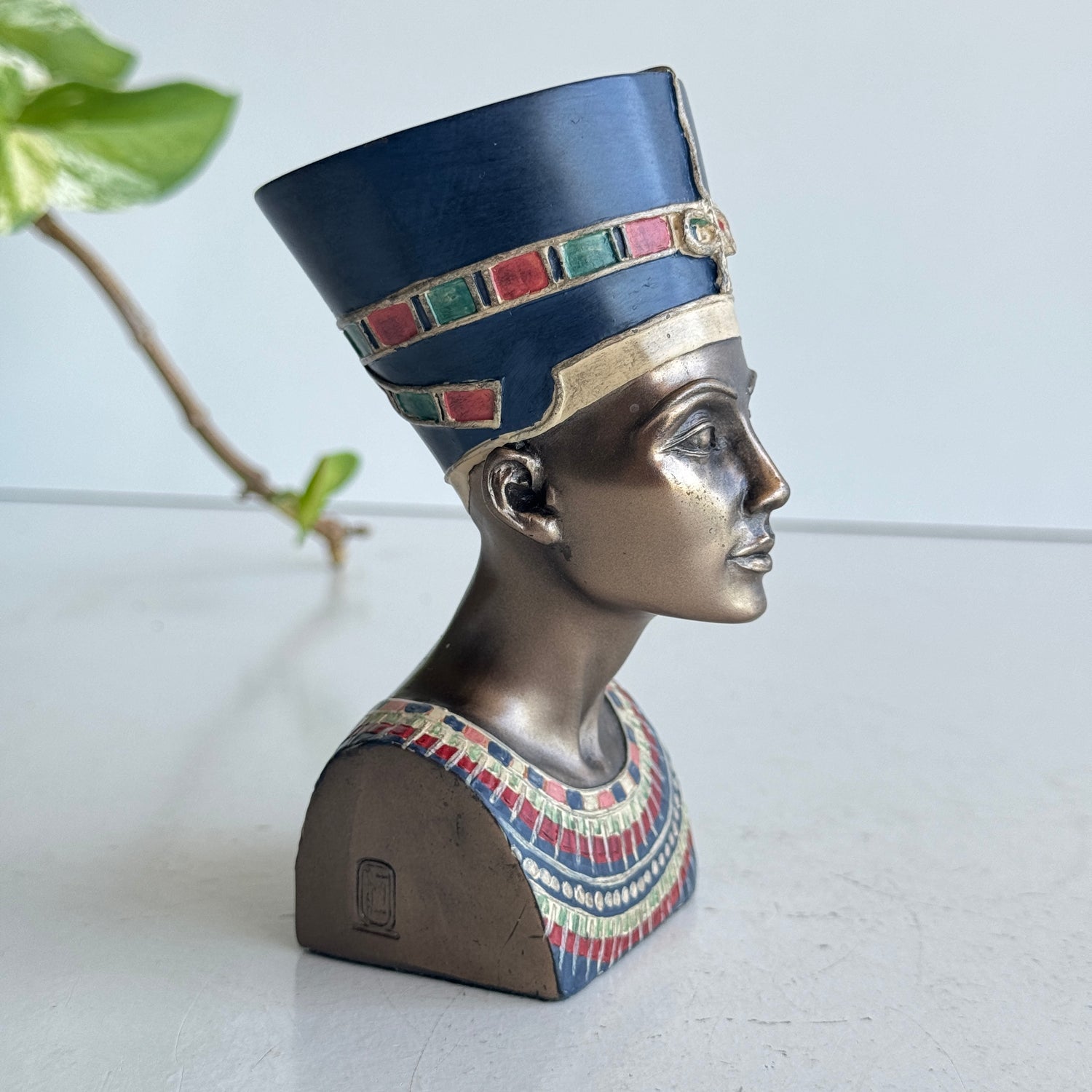 Nefertiti Head Bronze R-011