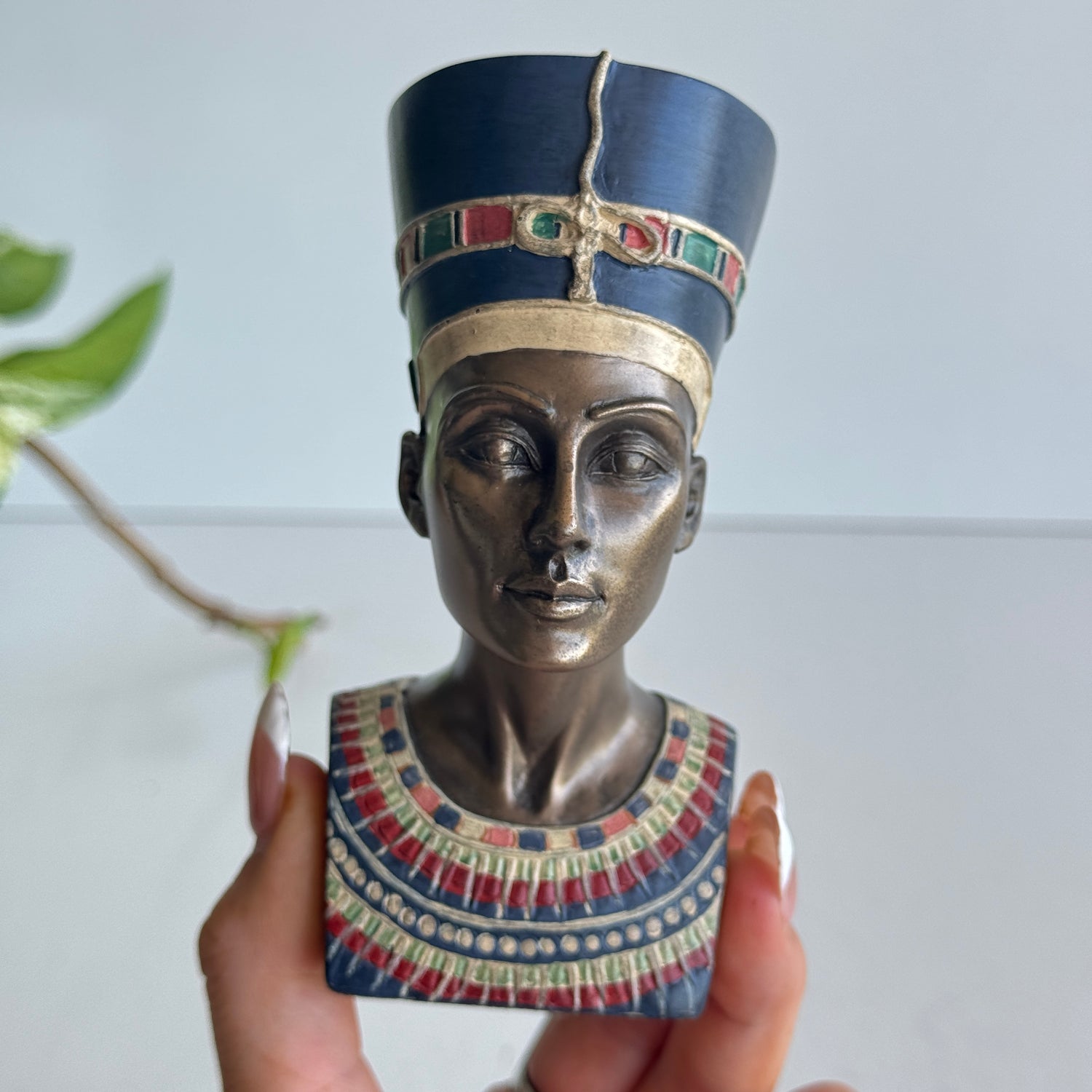 Nefertiti Head Bronze R-011