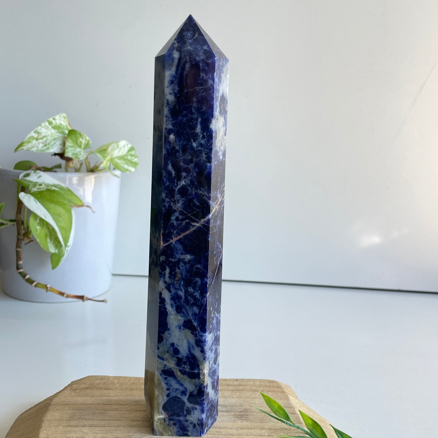 Sodalite Generator 23.2cm