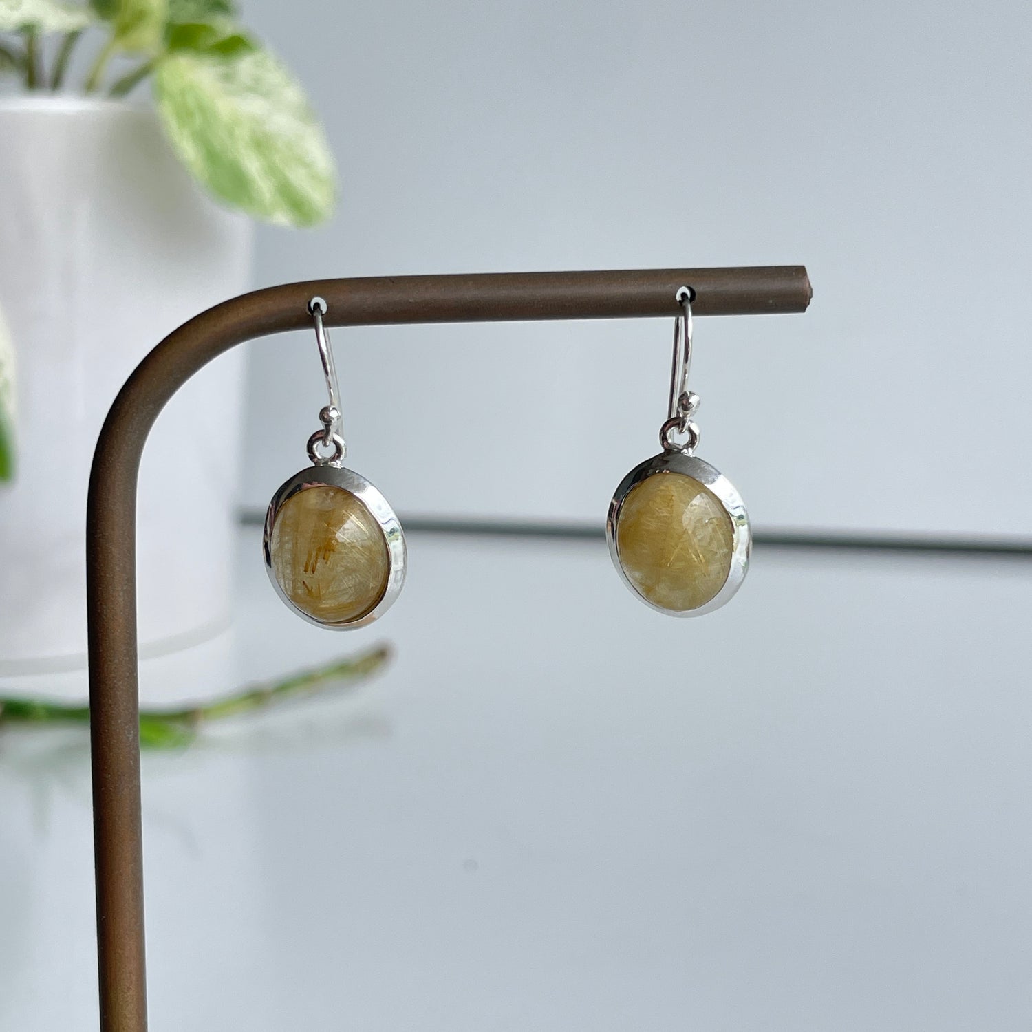 Rutilated Quartz Oval Earrings 001