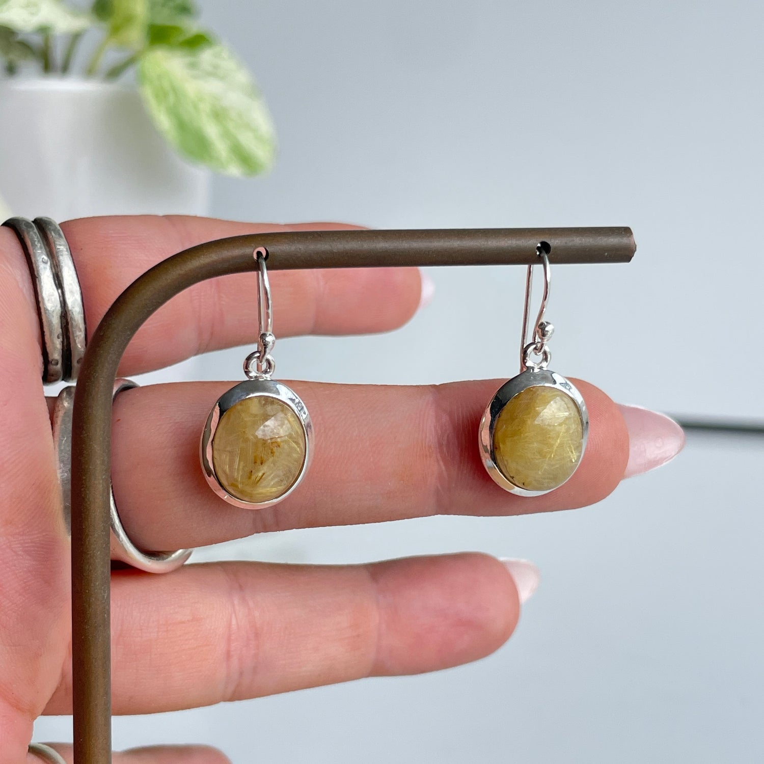 Rutilated Quartz Oval Earrings 001