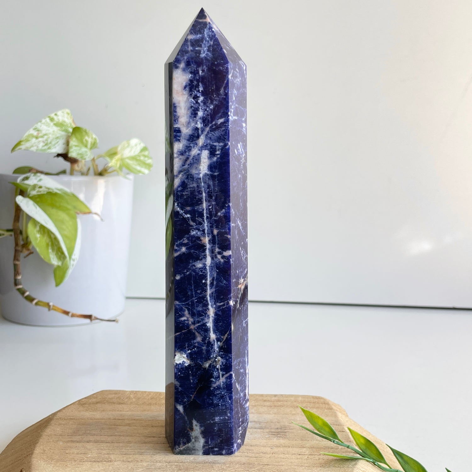 Sodalite Generator 20.4cm