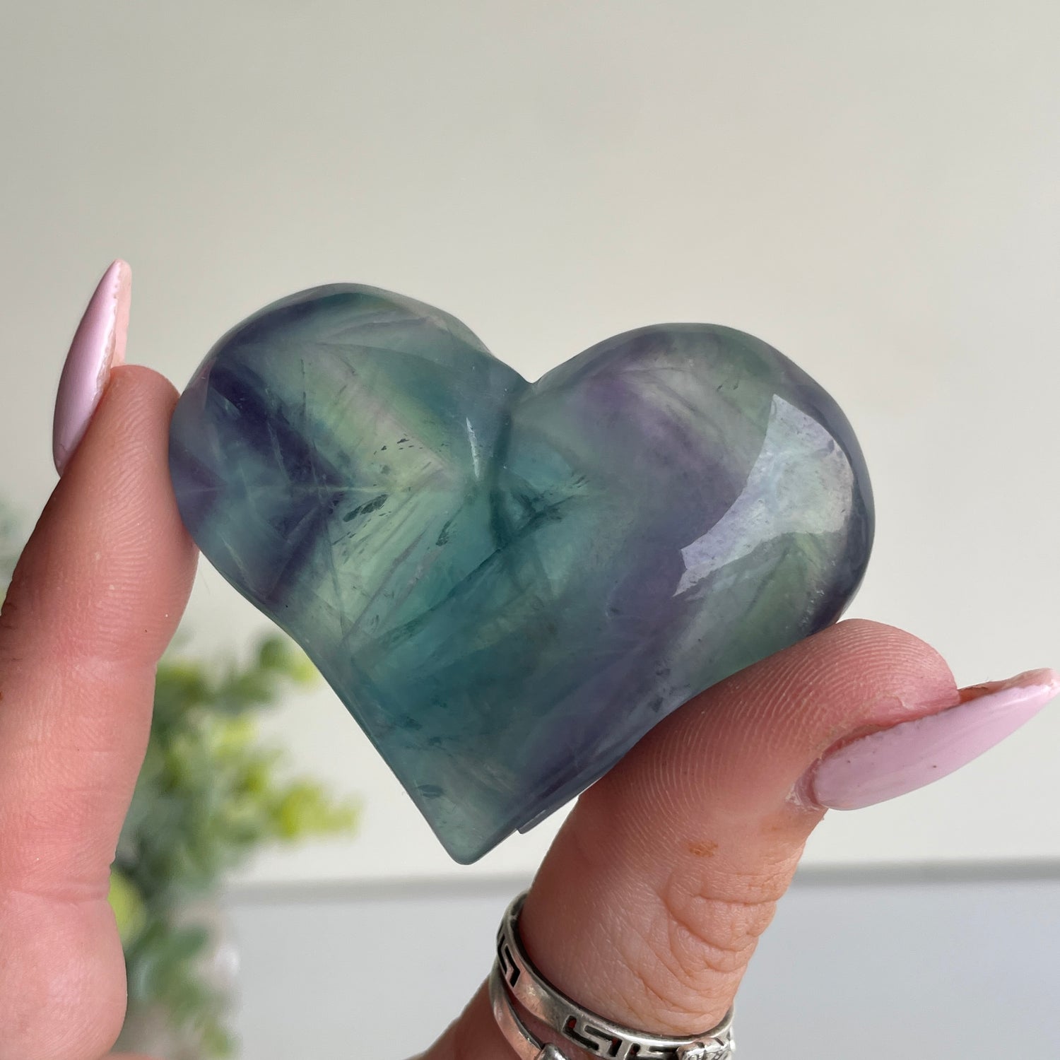 Fluorite Hearts Plump Med