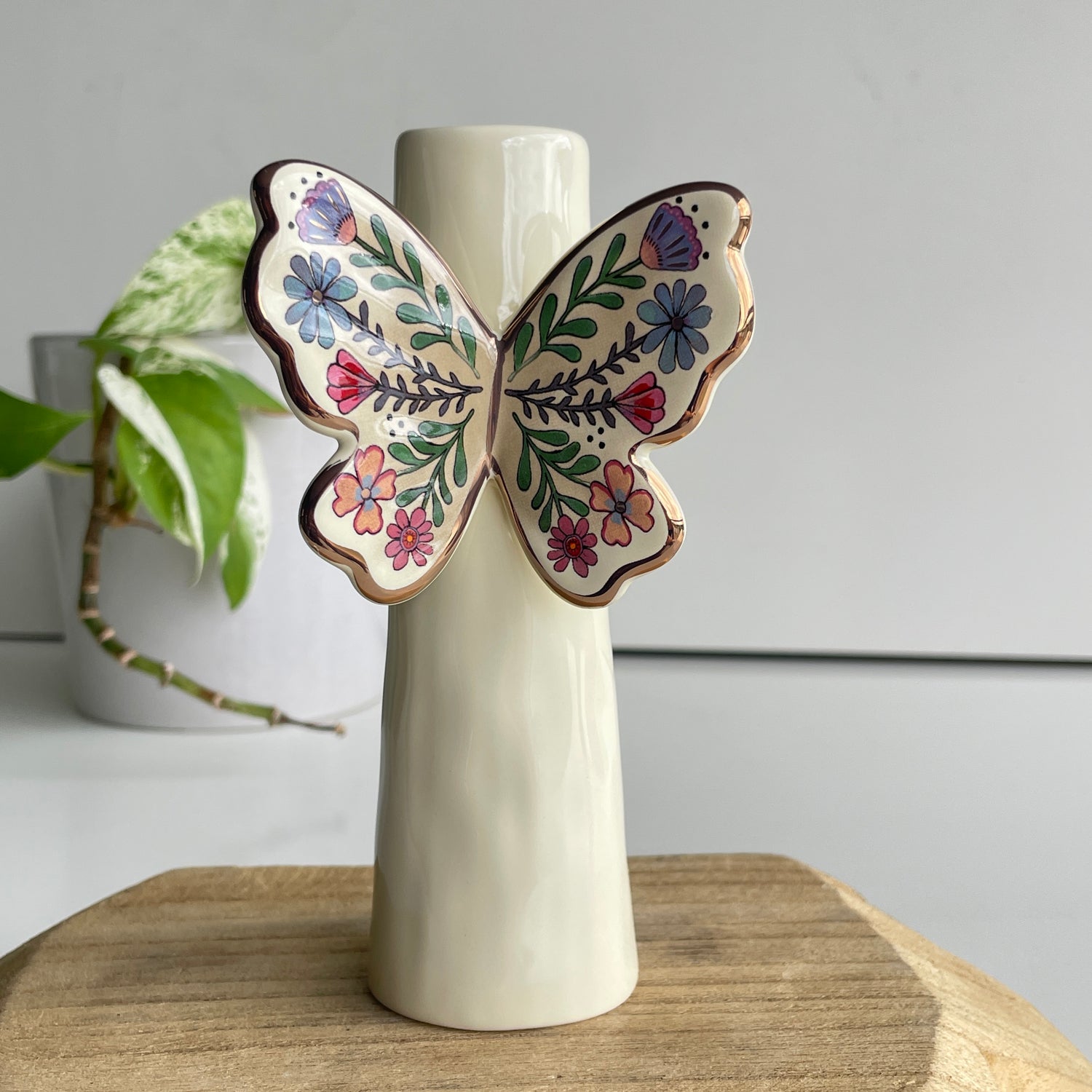 Butterfly Bud Vase Lg Vase000036