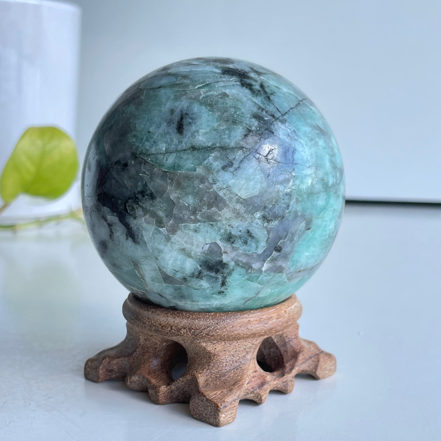 Emerald Sphere 7.7cm