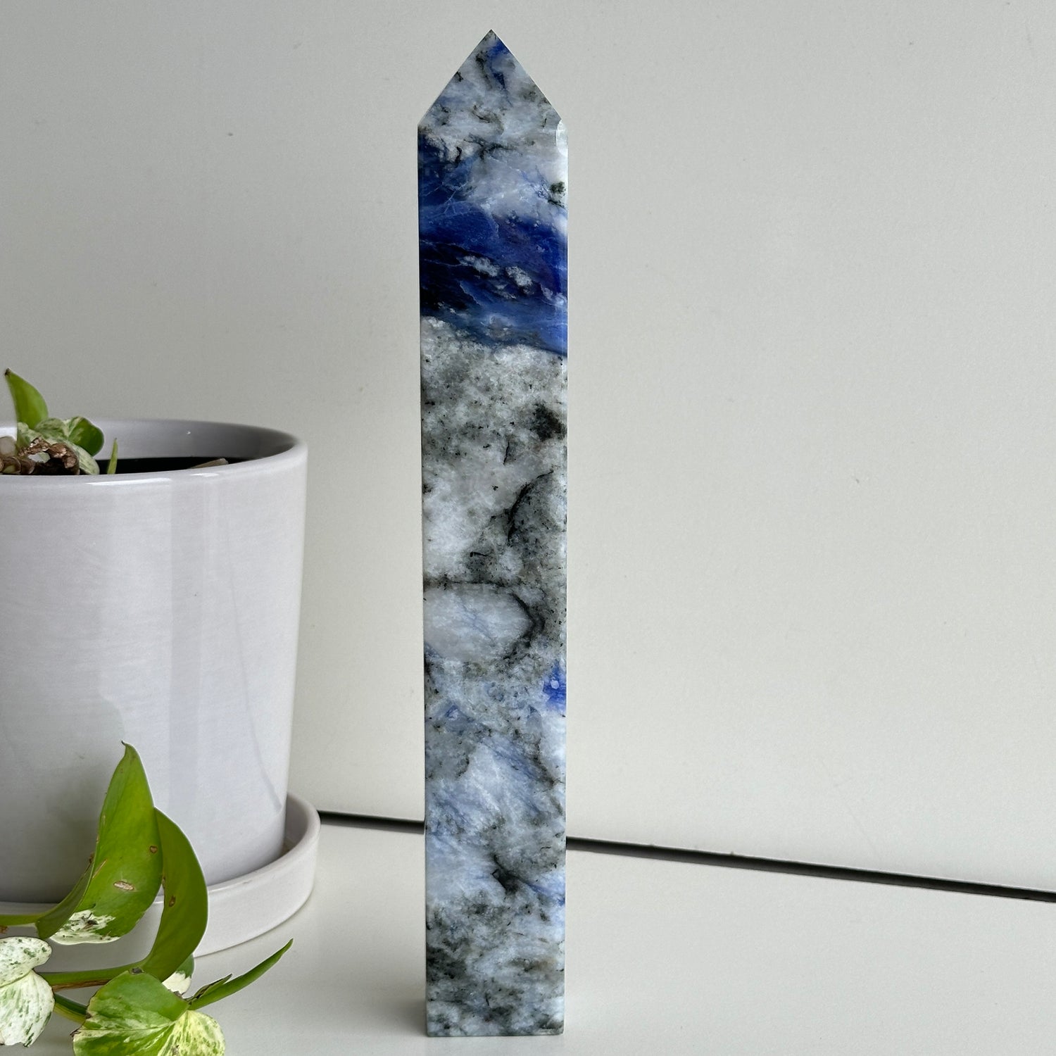 Hackmanite Obelisk 27.8cm