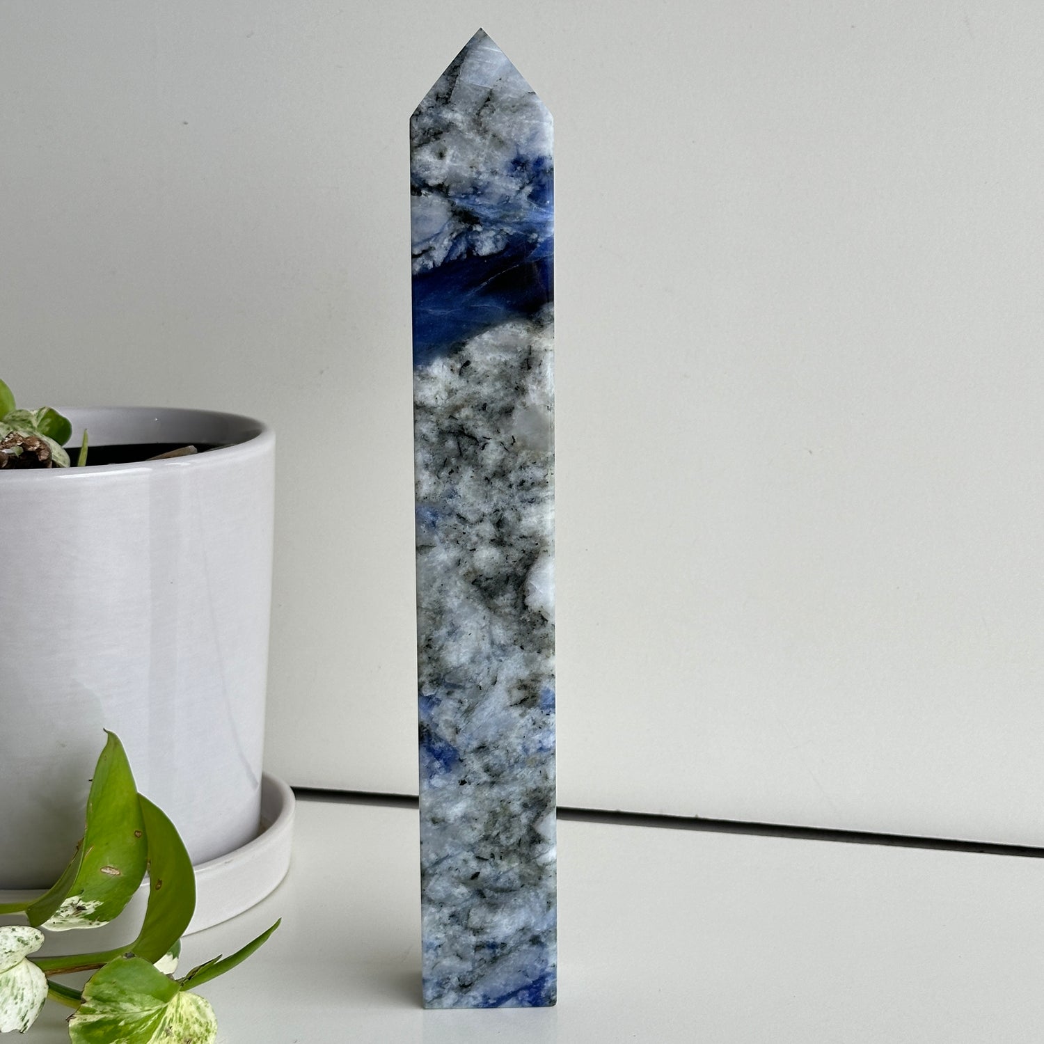 Hackmanite Obelisk 27.8cm