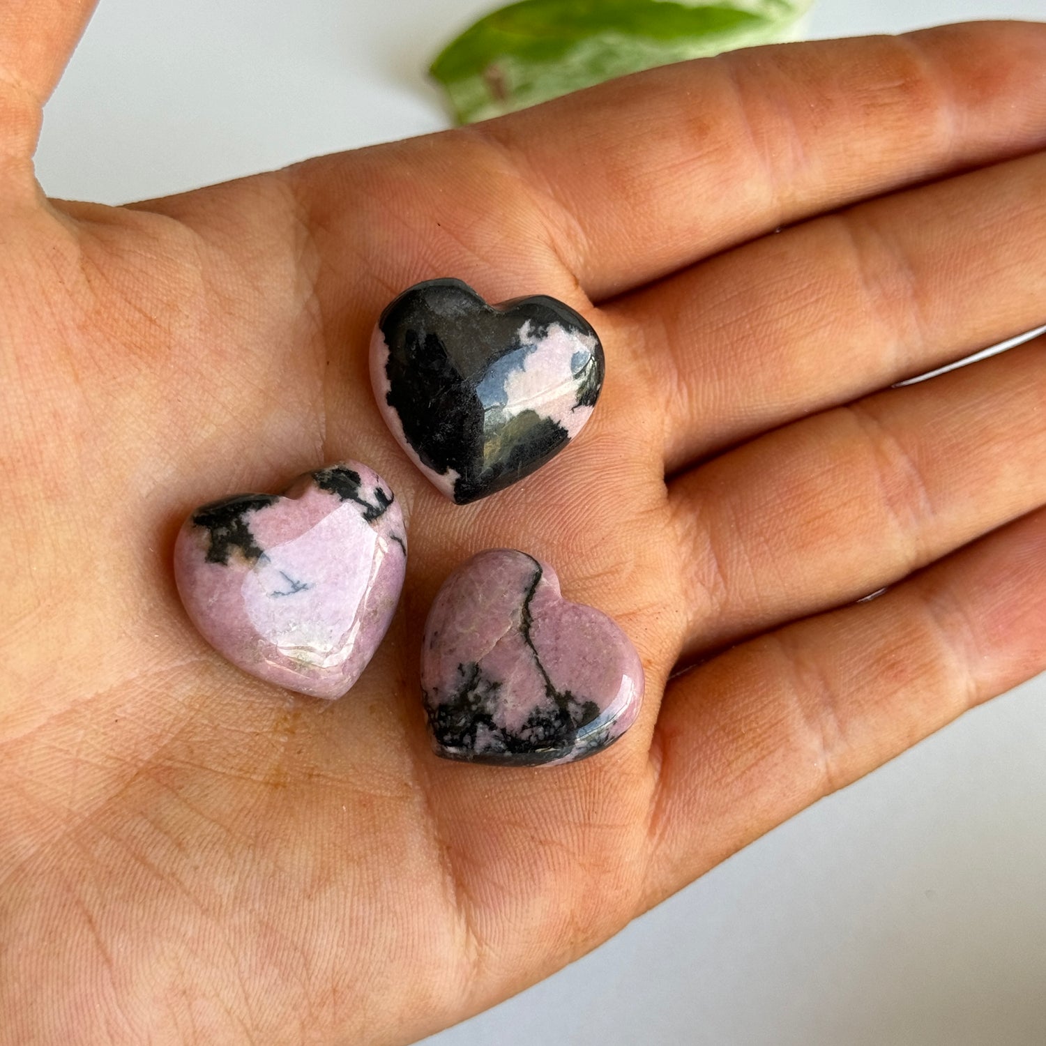 Rhodonite Mini Heart 2cm