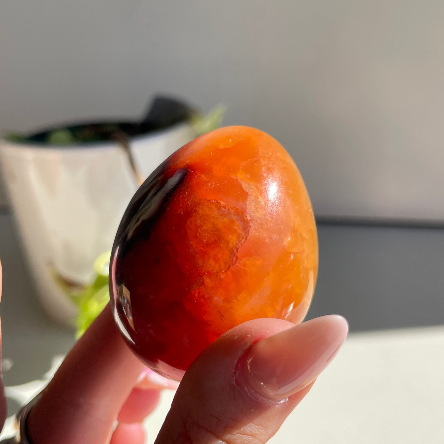 Carnelian Egg 122g
