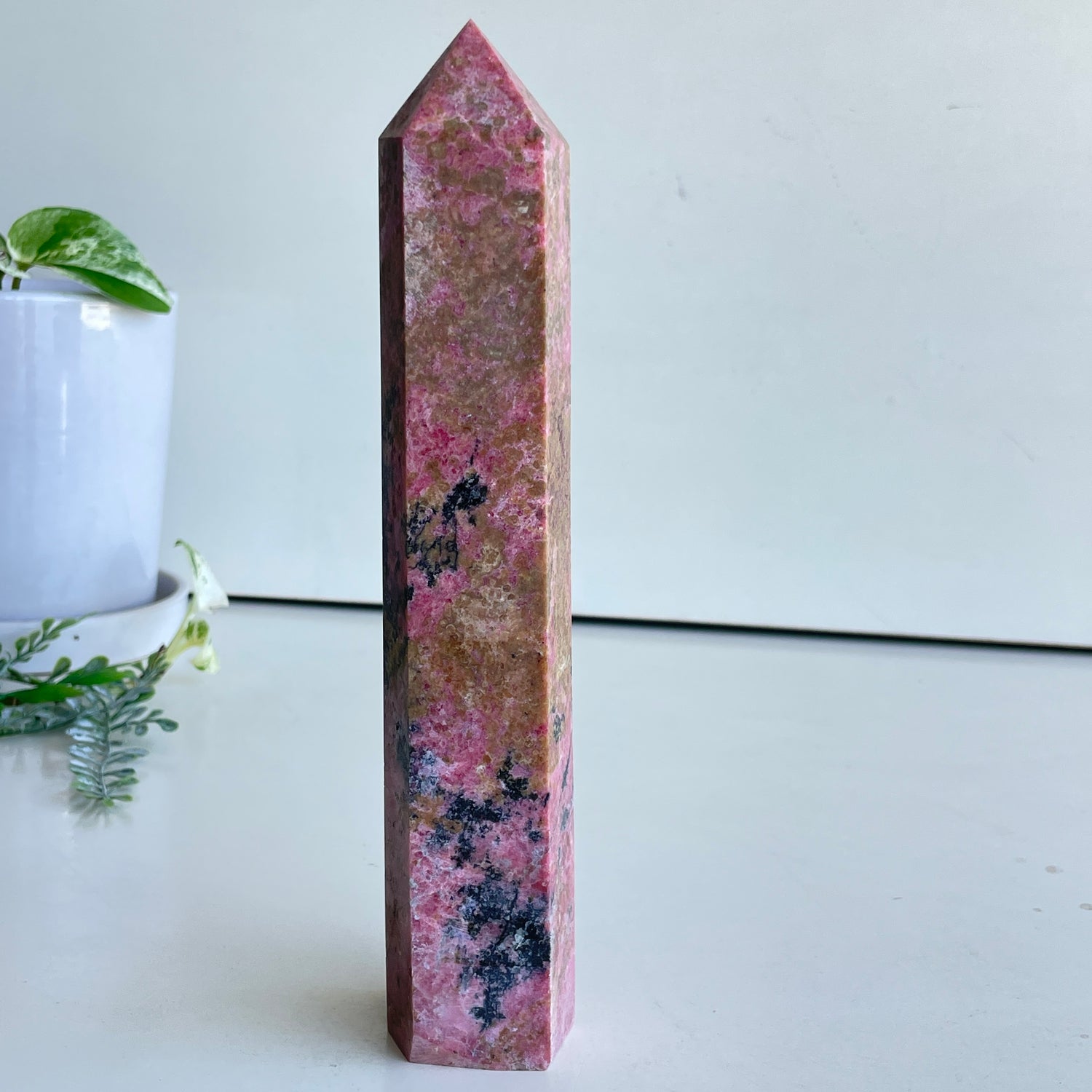 Rhodonite Generator 22.3cm
