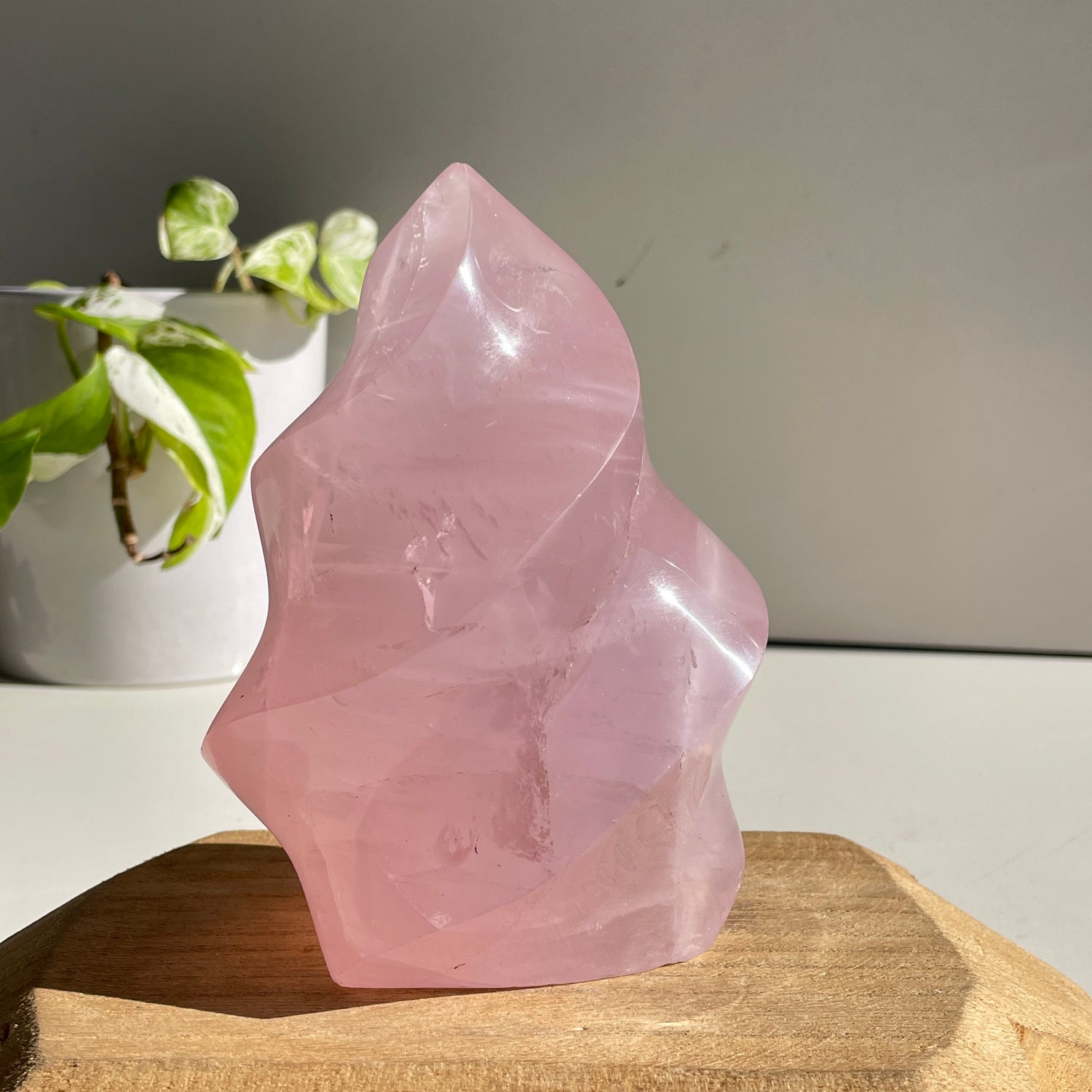 Rose Quartz Flame 13.3cm