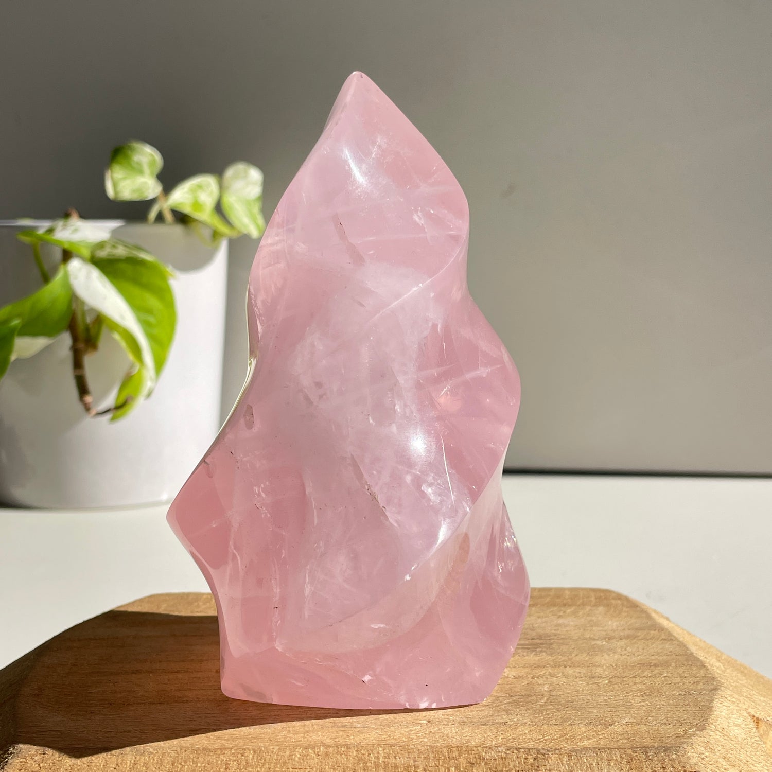 Rose Quartz Flame 13.3cm