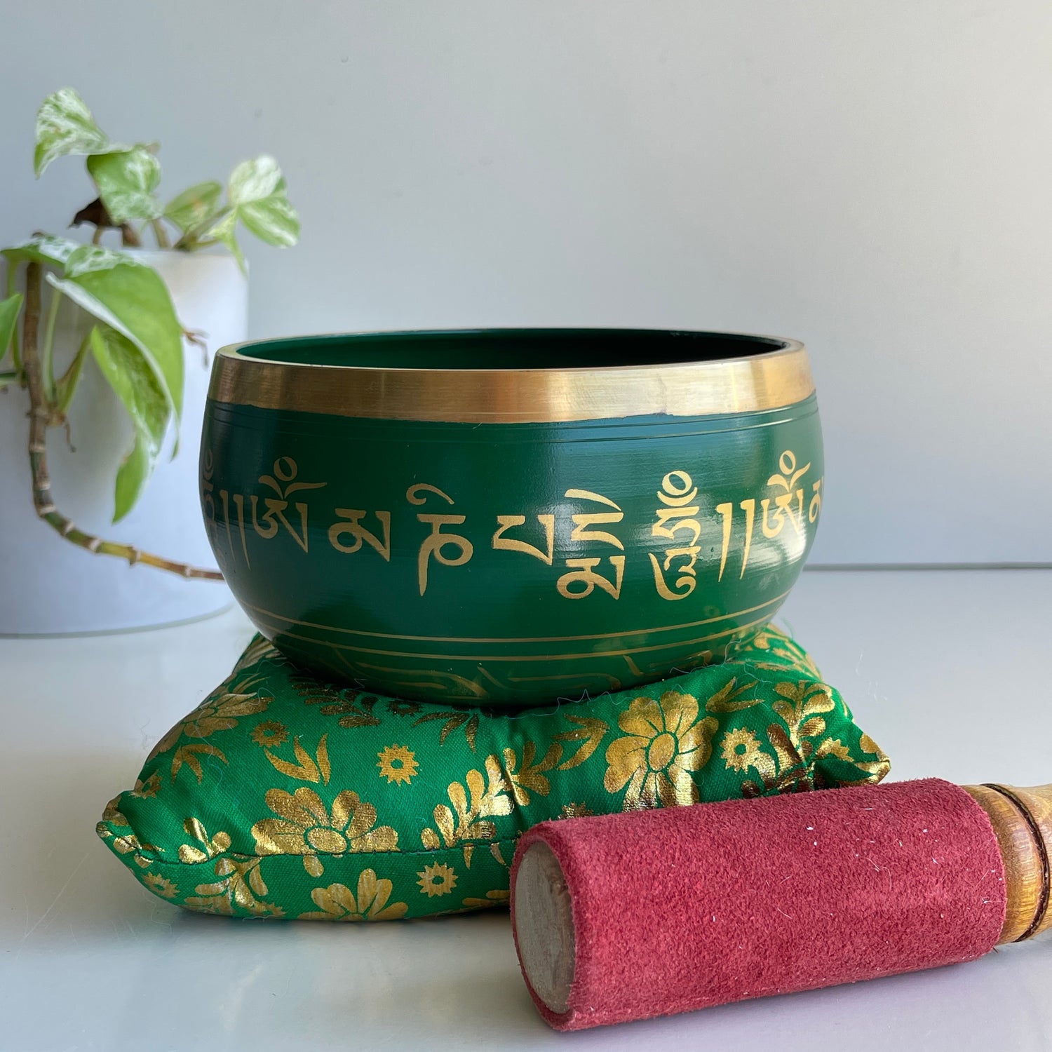 Green Buddha Star Singing Bowl SBP03G