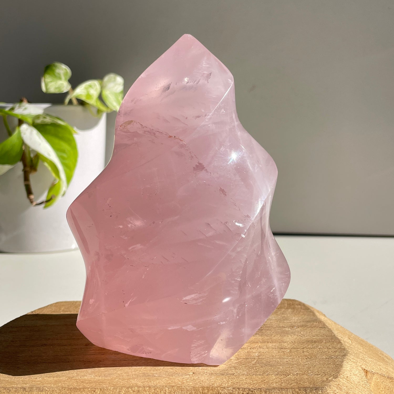 Rose Quartz Flame 13.3cm