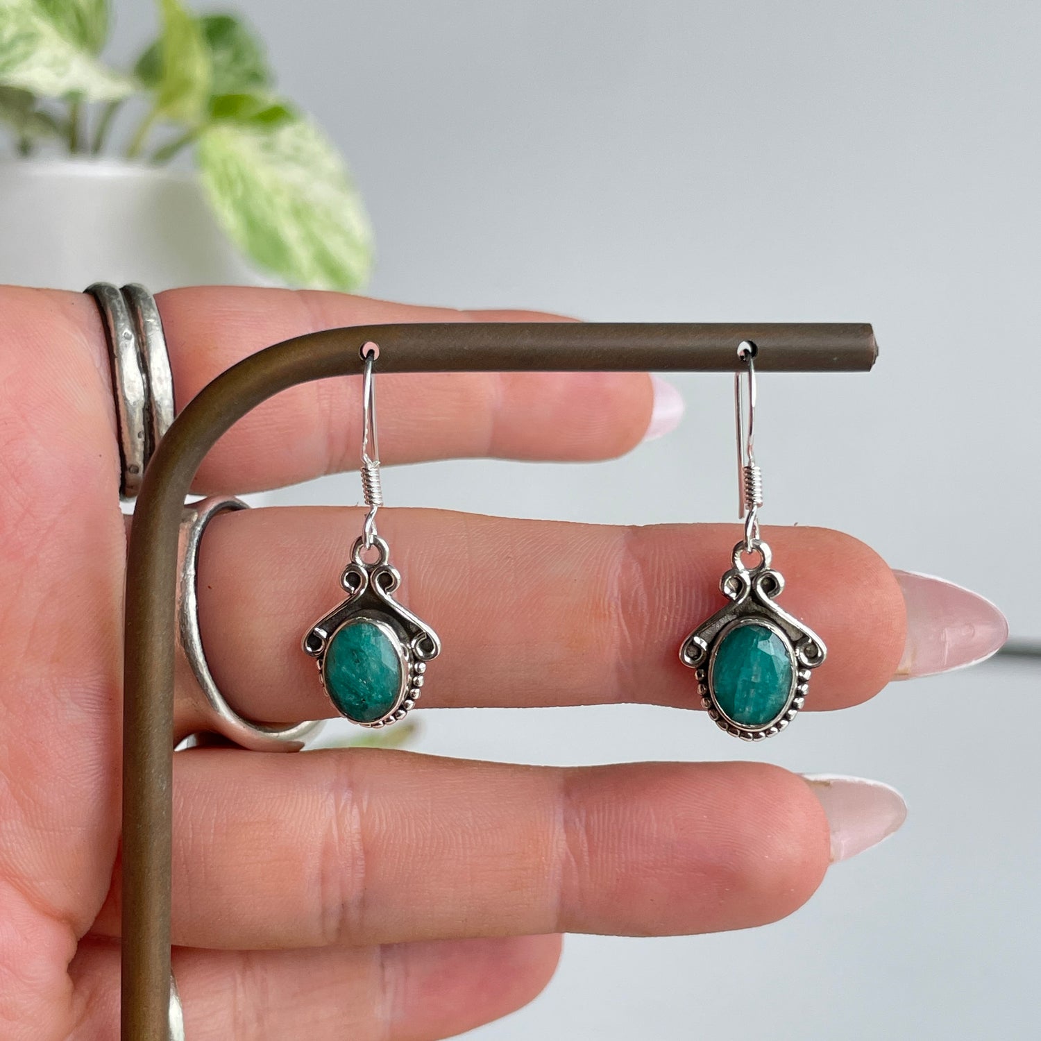 Emerald Oval Earrings