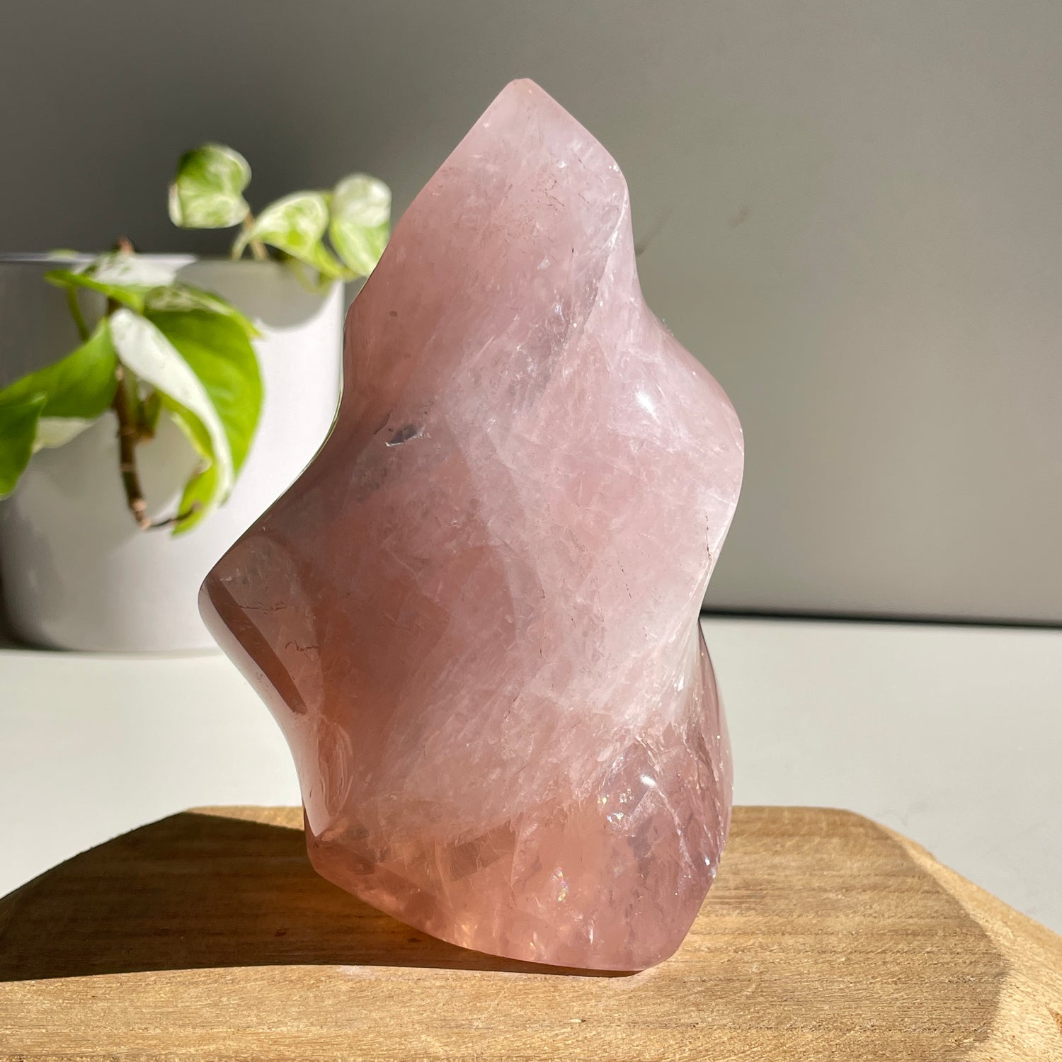 Rose Quartz Flame 13.3cm