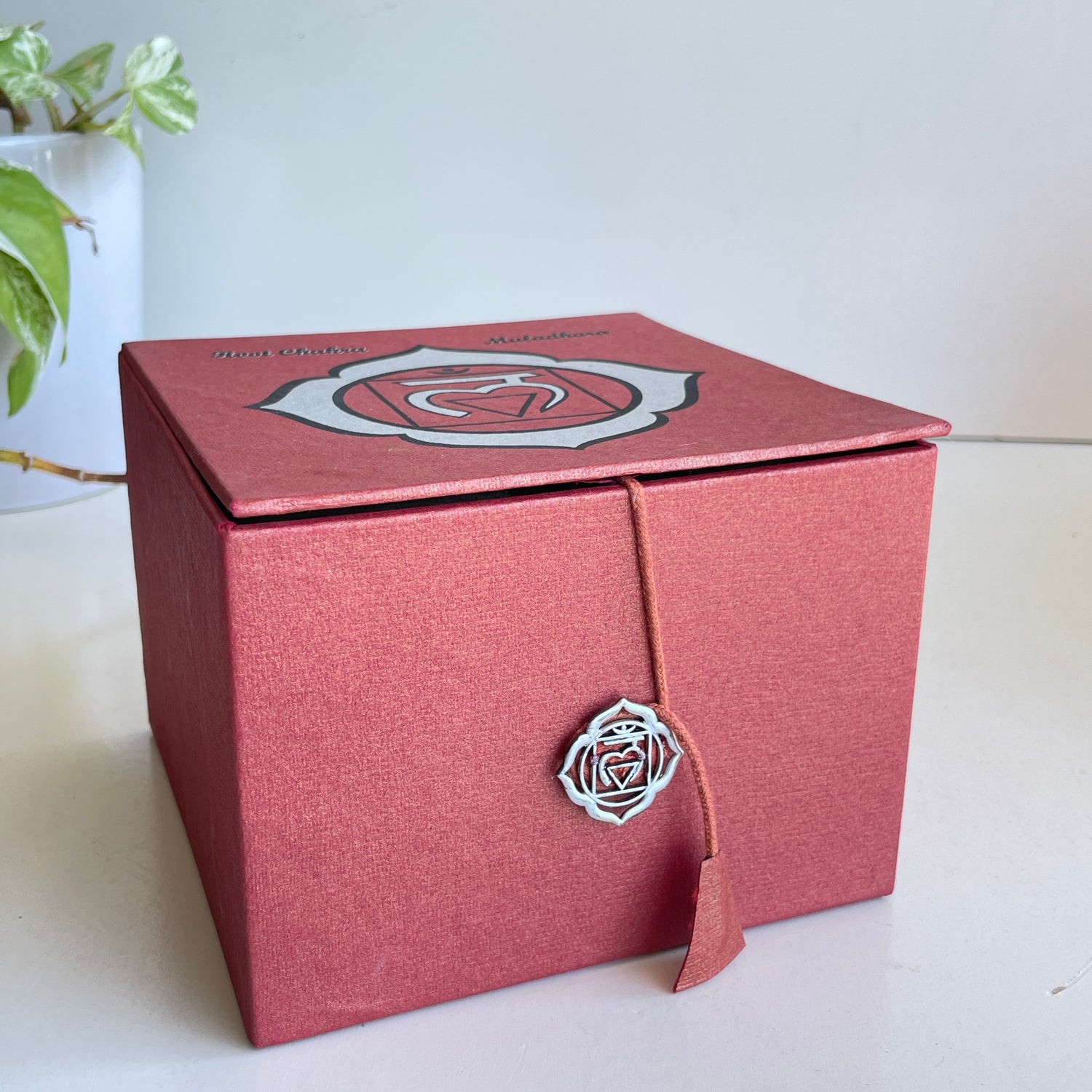 Base Chakra Singing Bowl Box Set 30116099