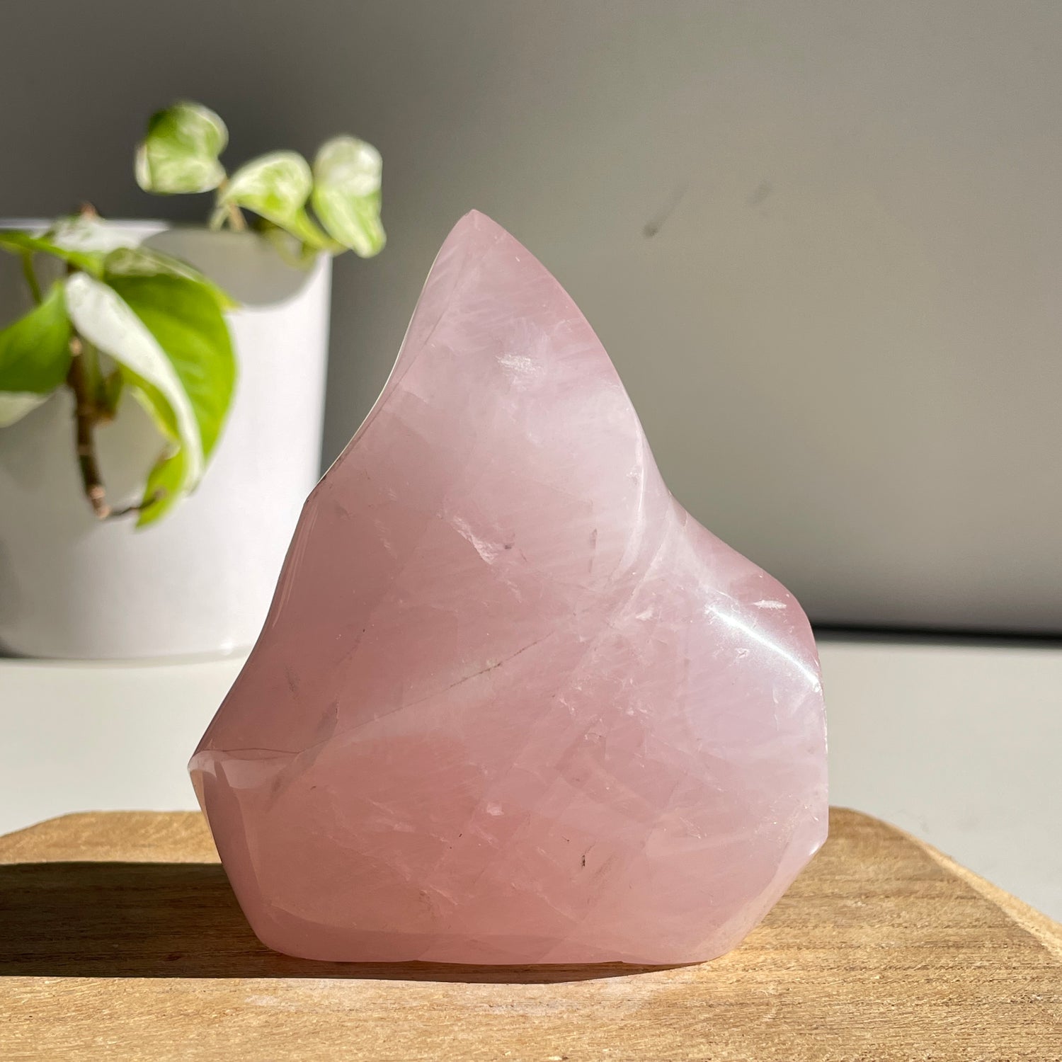 Rose Quartz Flame 9.2cm