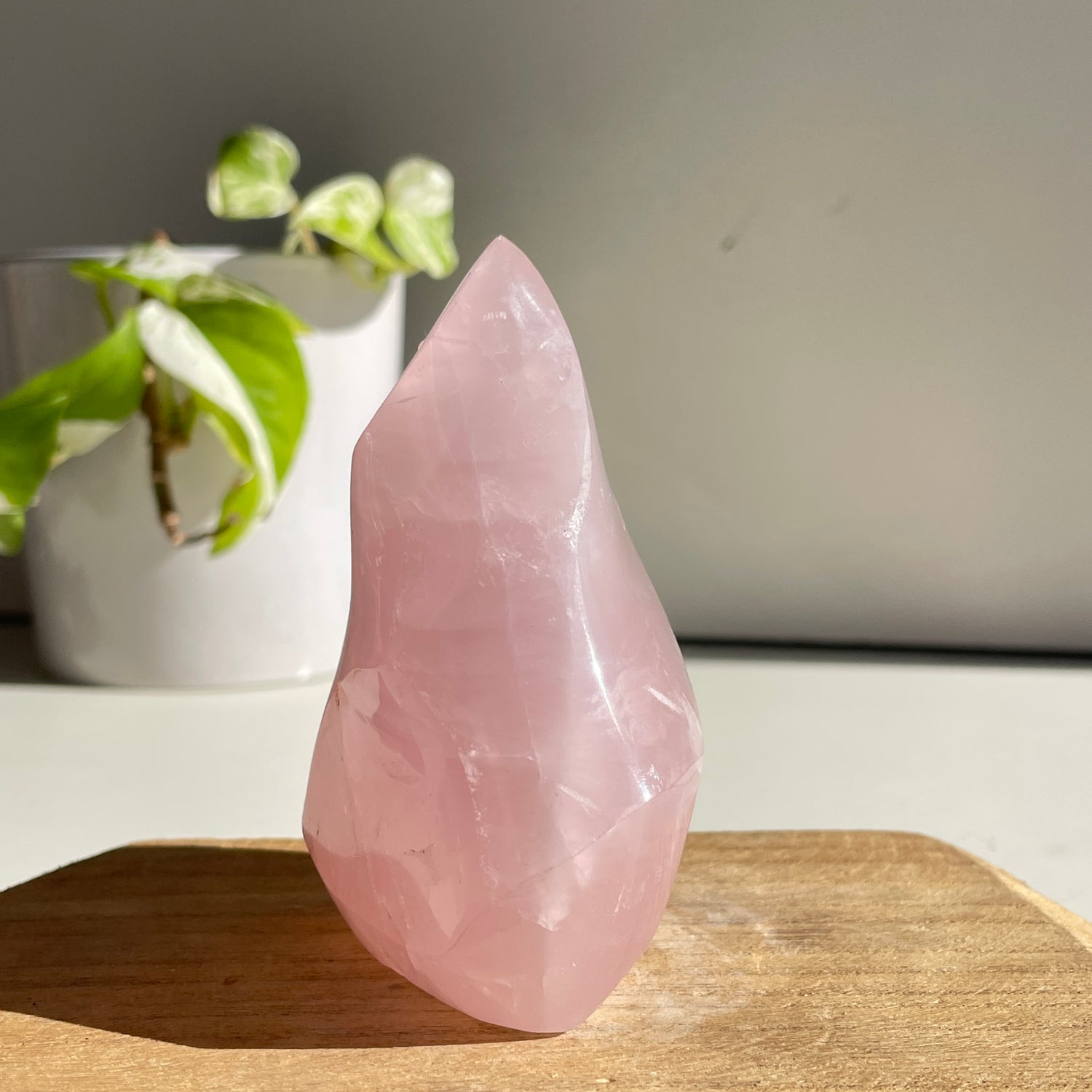 Rose Quartz Flame 9.2cm