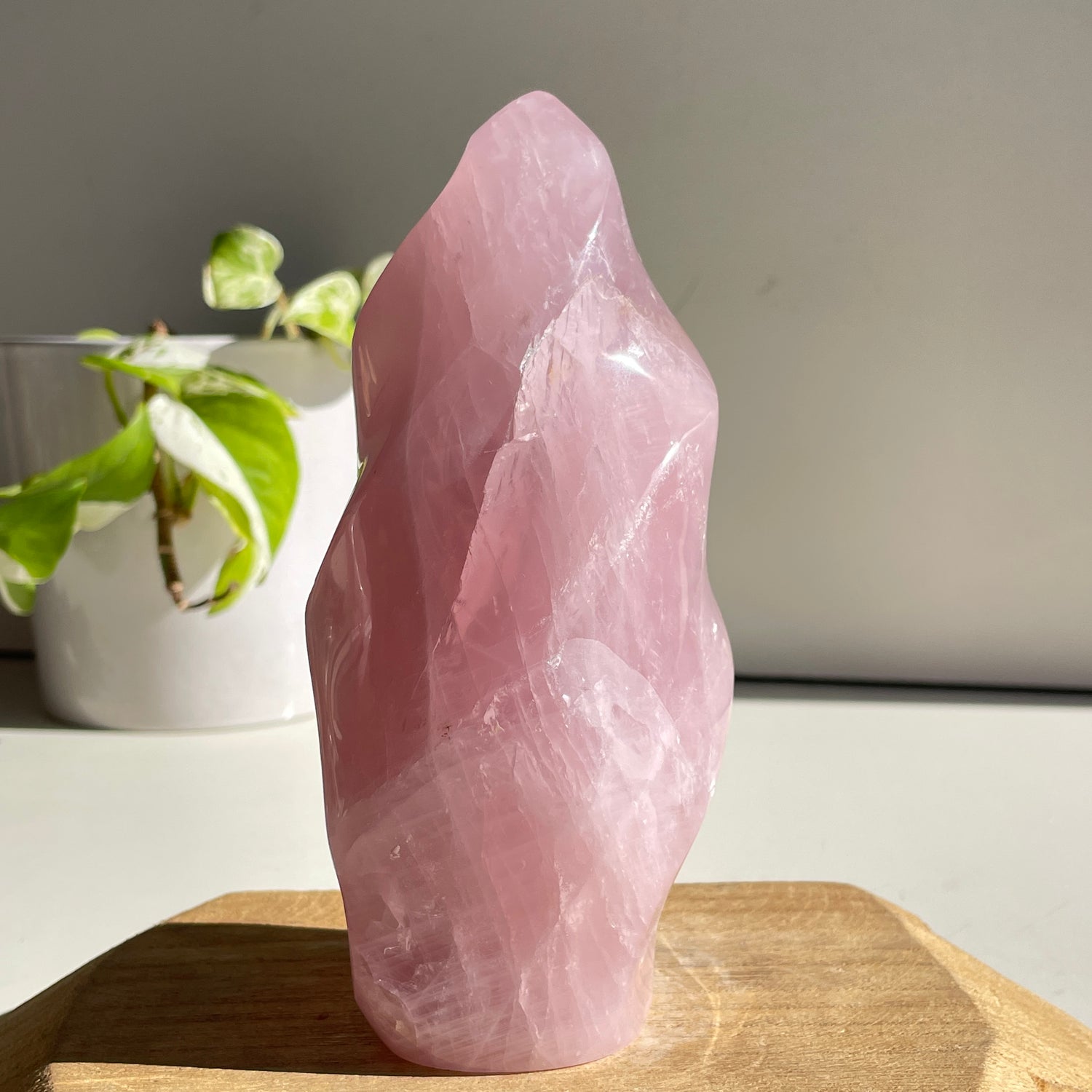 Rose Quartz Flame 15.3cm