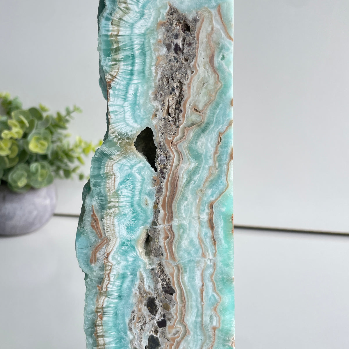 Aragonite Obelisk 25.8cm