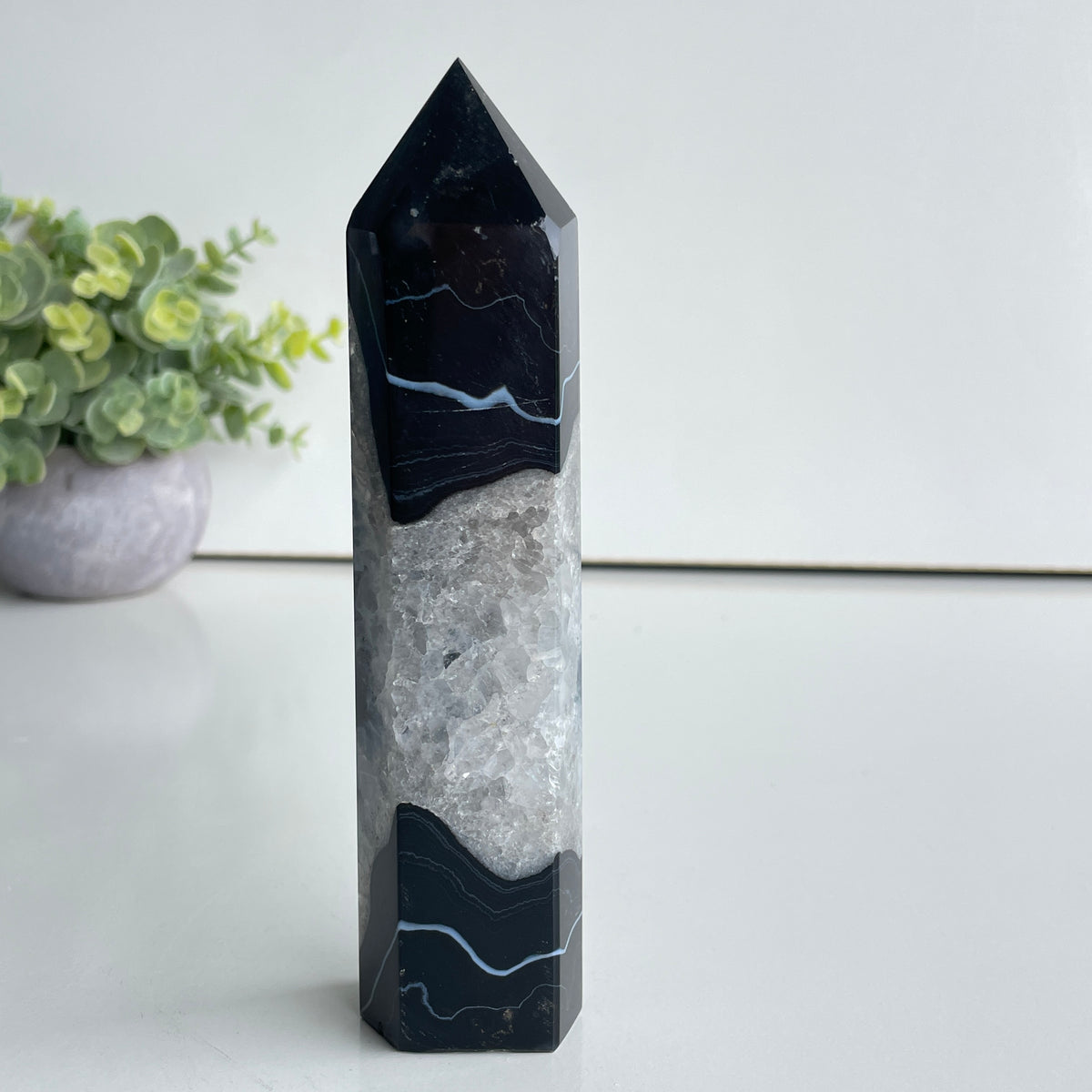 Black Agate Generator 16.2cm