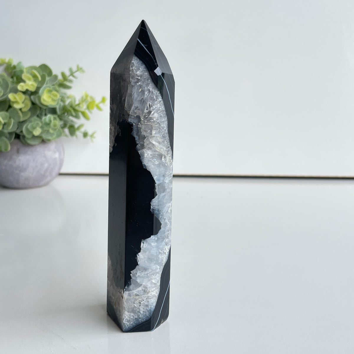Black Agate Generator 16.2cm