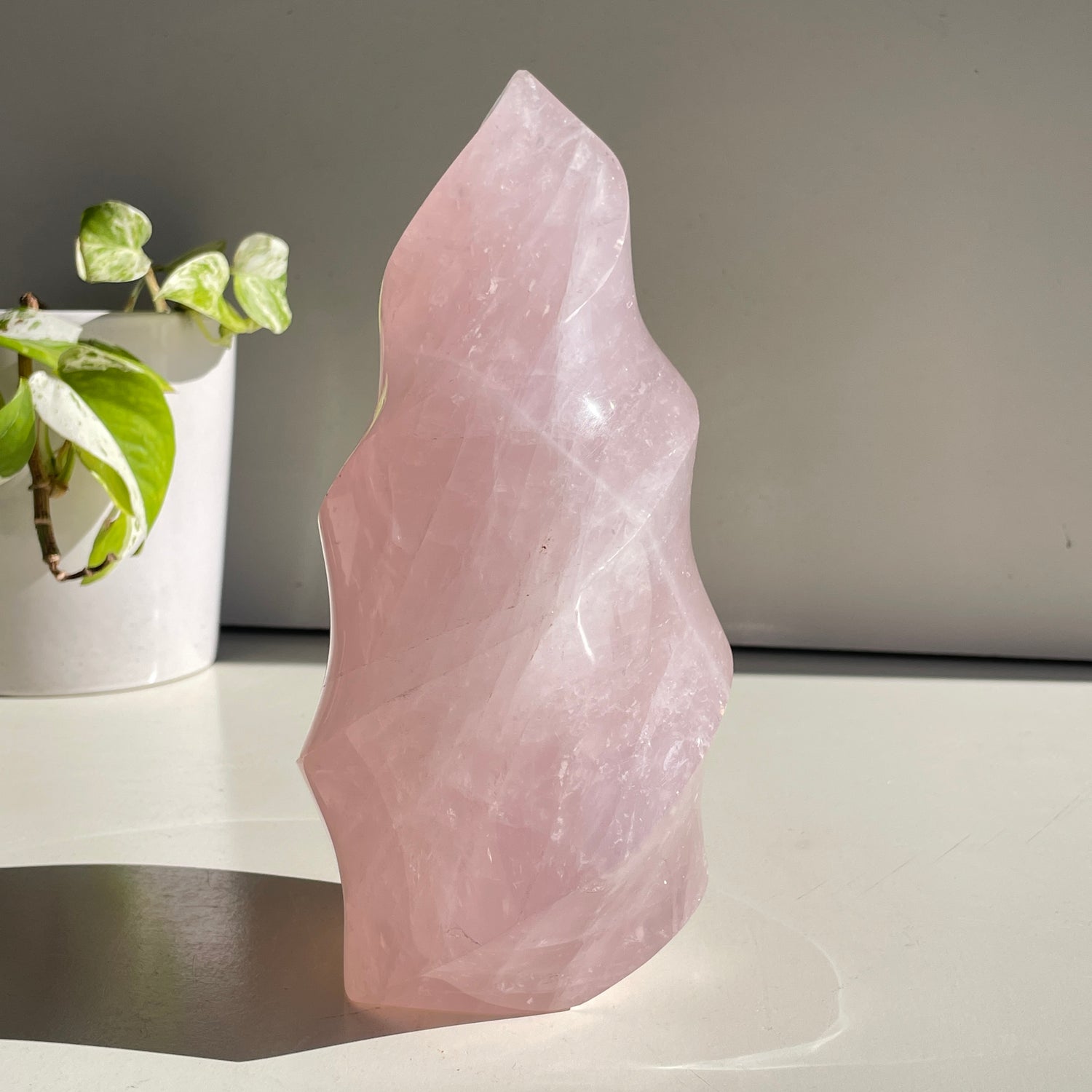 Rose Quartz Flame 20.5cm