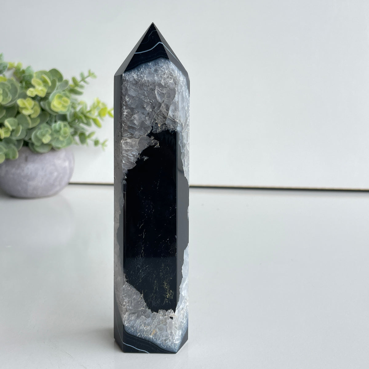 Black Agate Generator 16.2cm