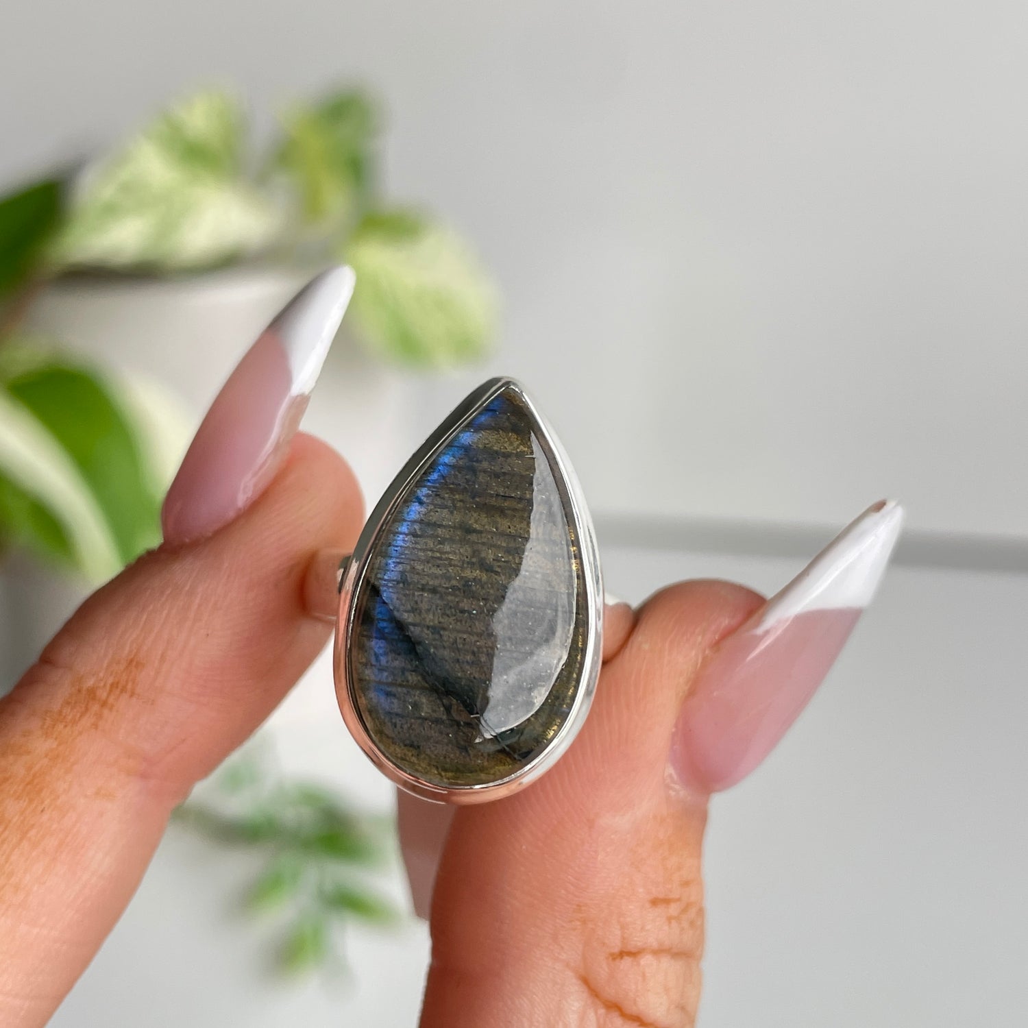 Labradorite Teardrop Ring Sz7