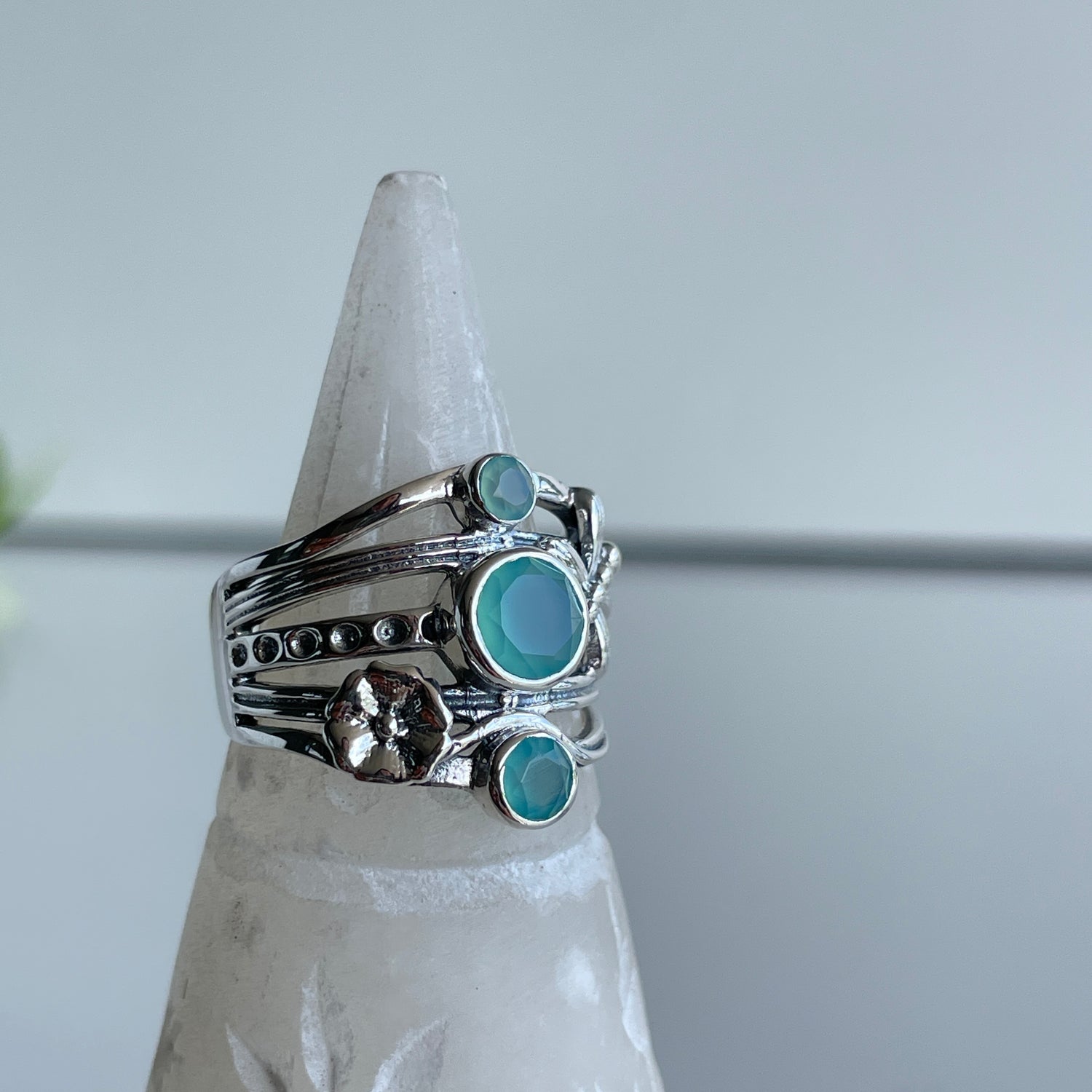 Chalcedony Triple Dragonfly Ring