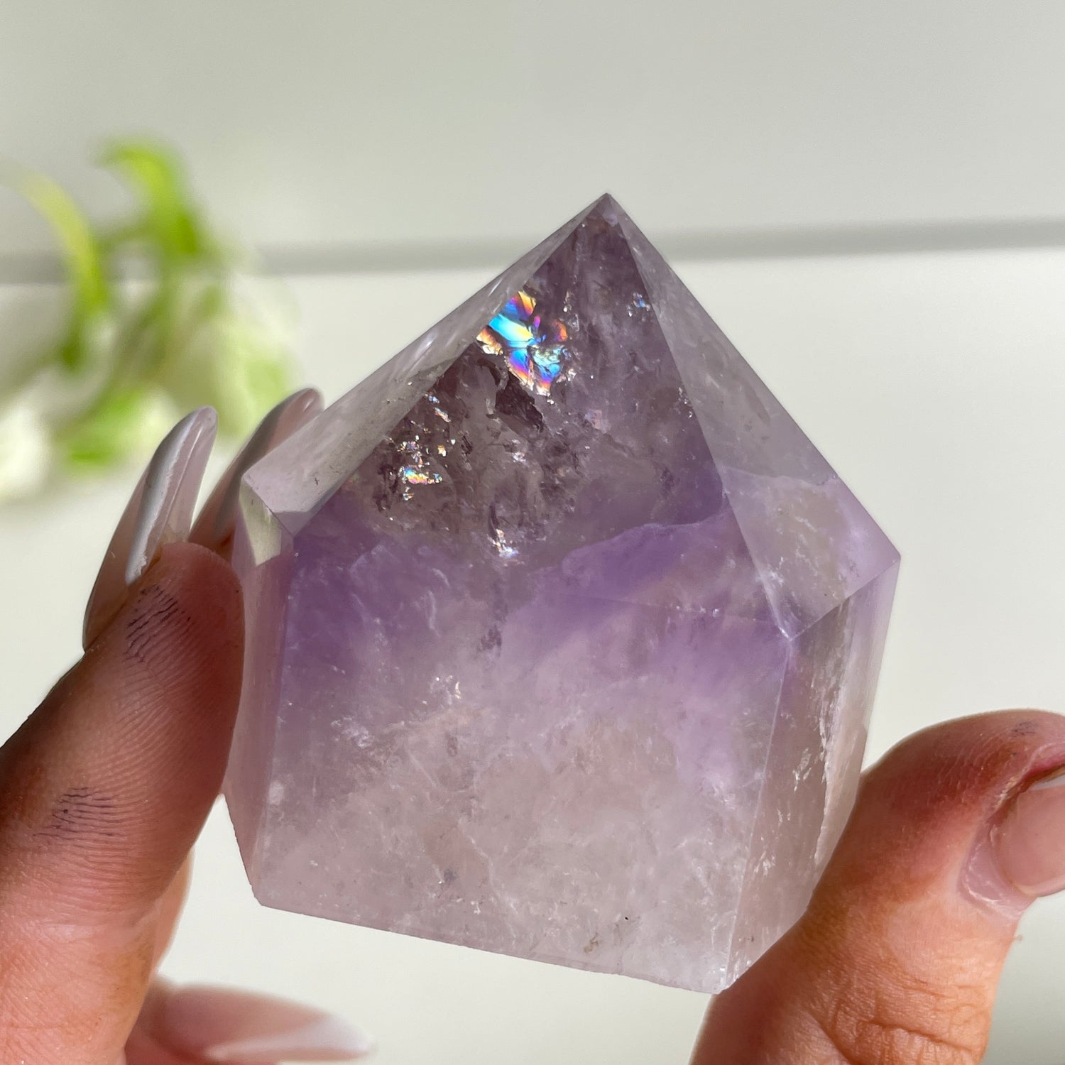 Amethyst Point Medium