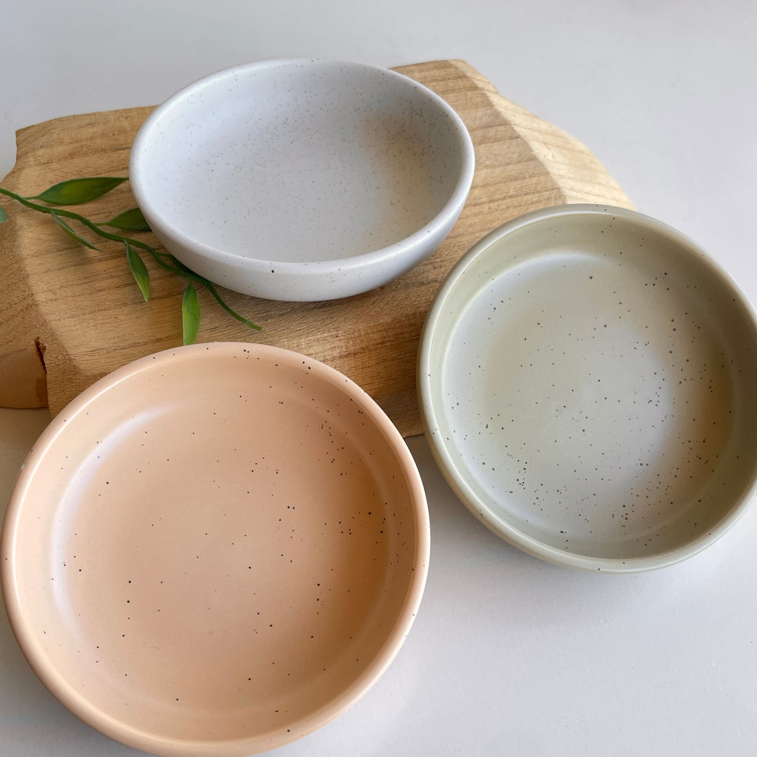 Dawn Ceramic Dish KW3320