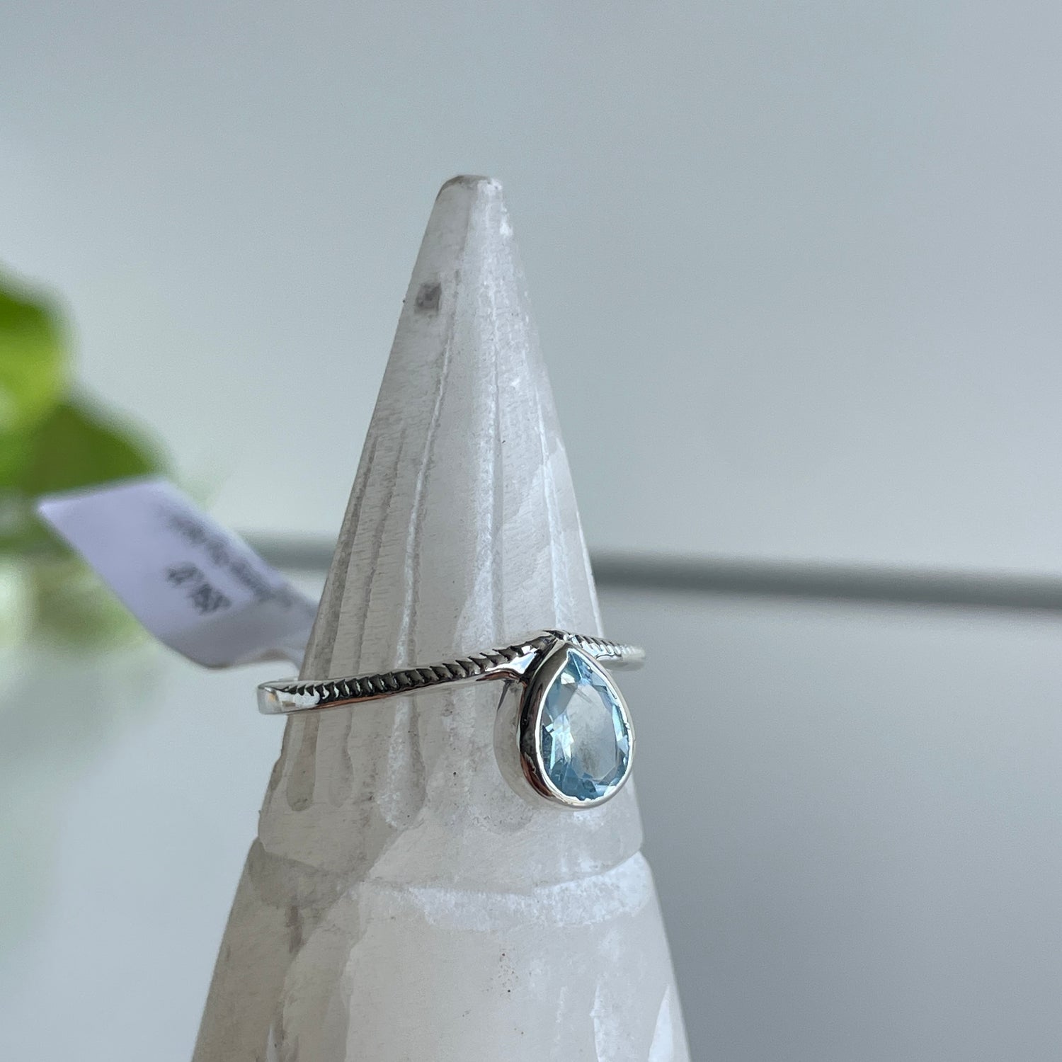 Blue Topaz Teardrop Ring R4870