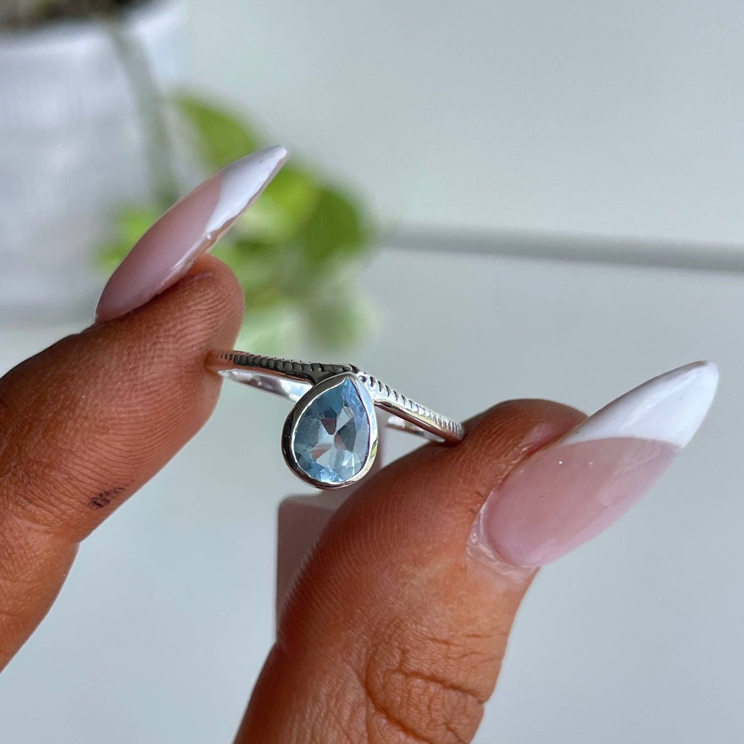 Blue Topaz Teardrop Ring R4870