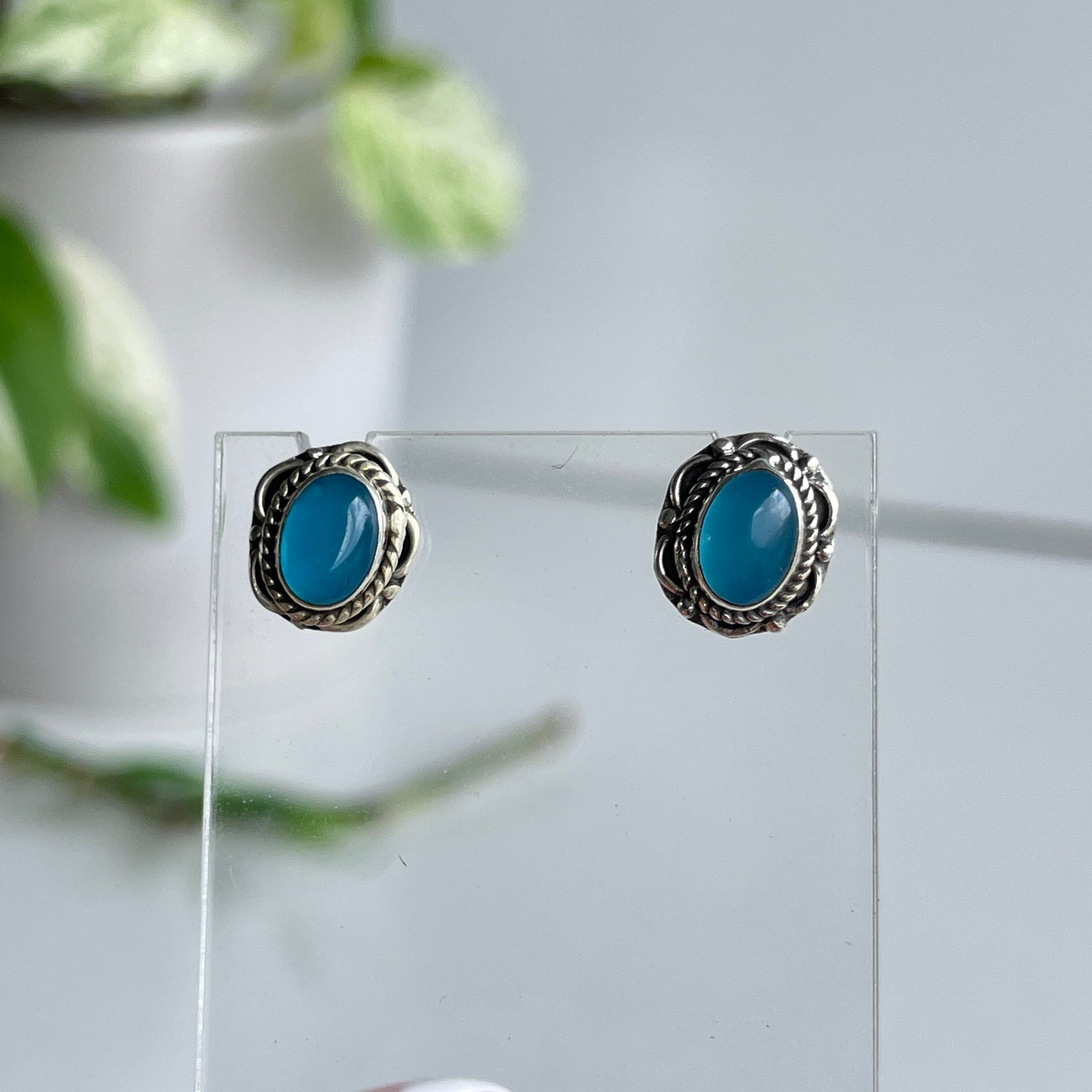 Blue Chalcedony Oval Studs 001