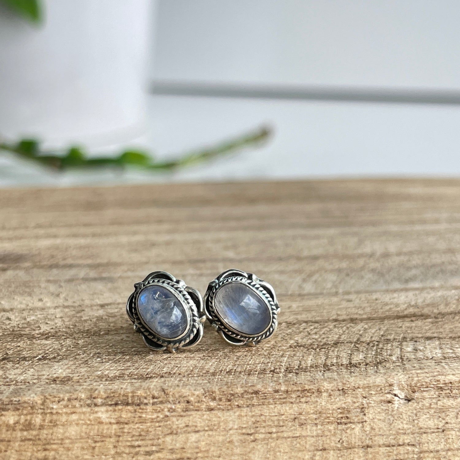 Moonstone Oval Studs 01